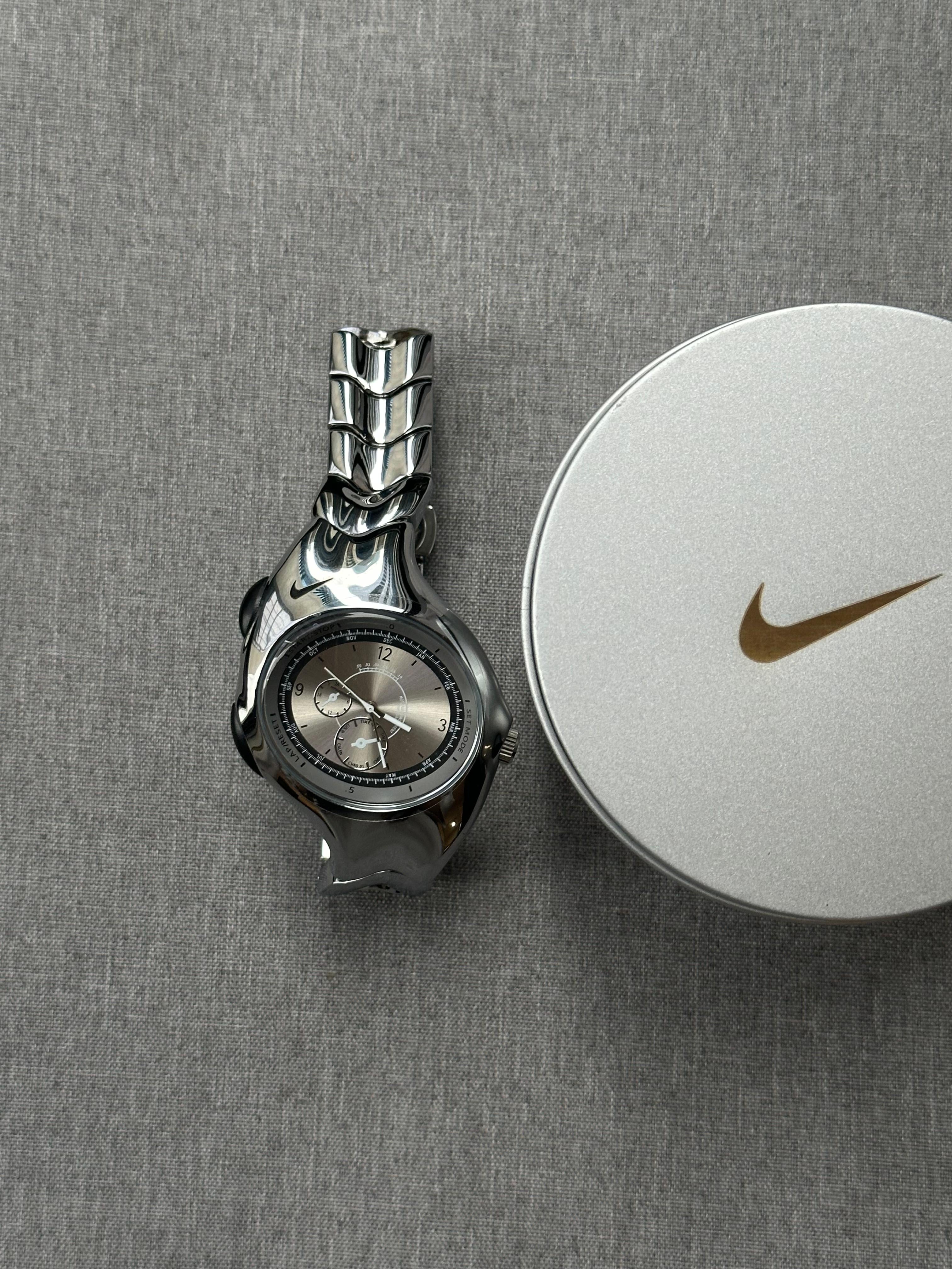 nike triax swift watch