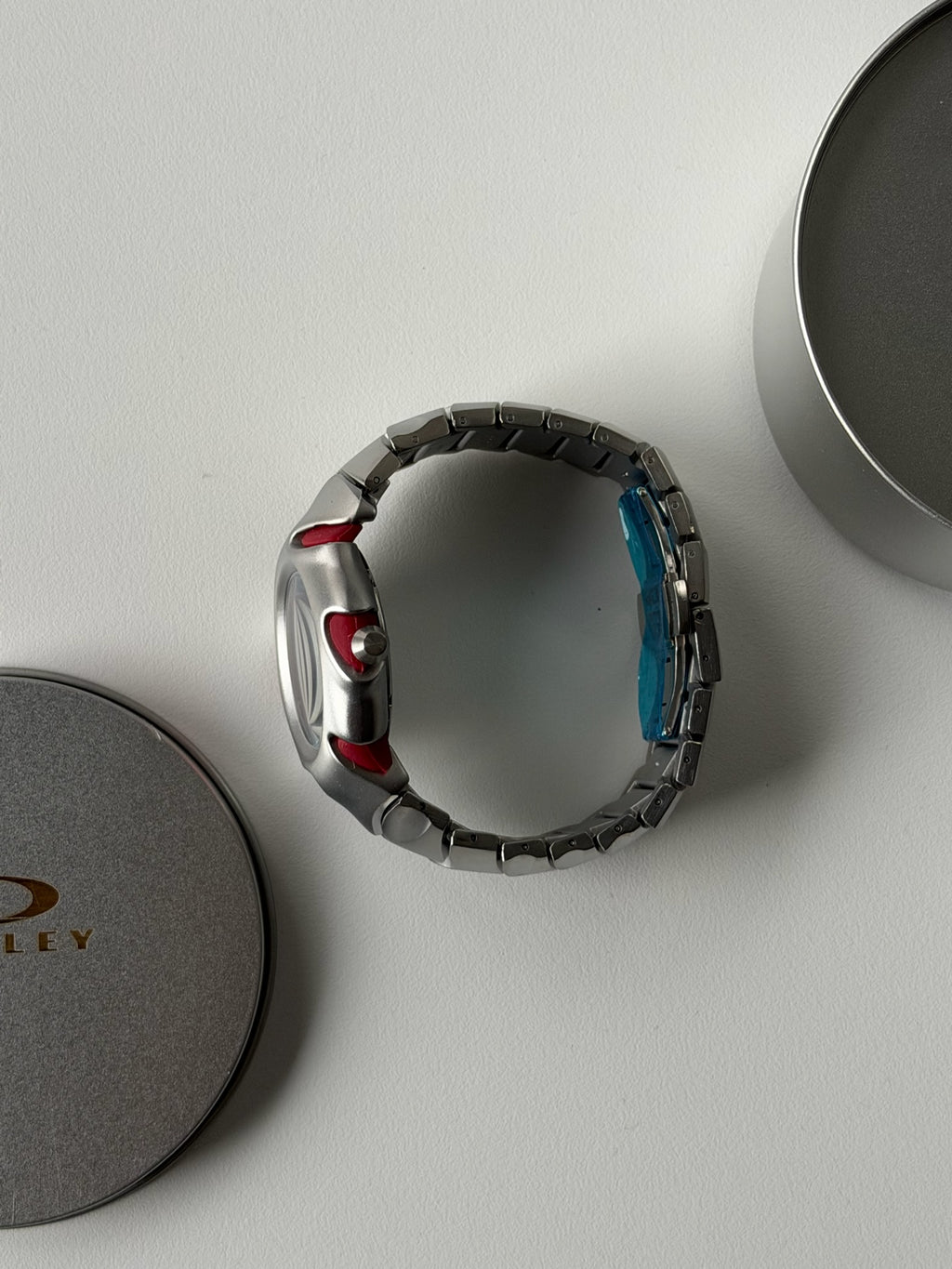 Oakley Blade Watch – Red dial Silver Matte Stainless Steel, Swiss Movement, Collectible Men’s Watch