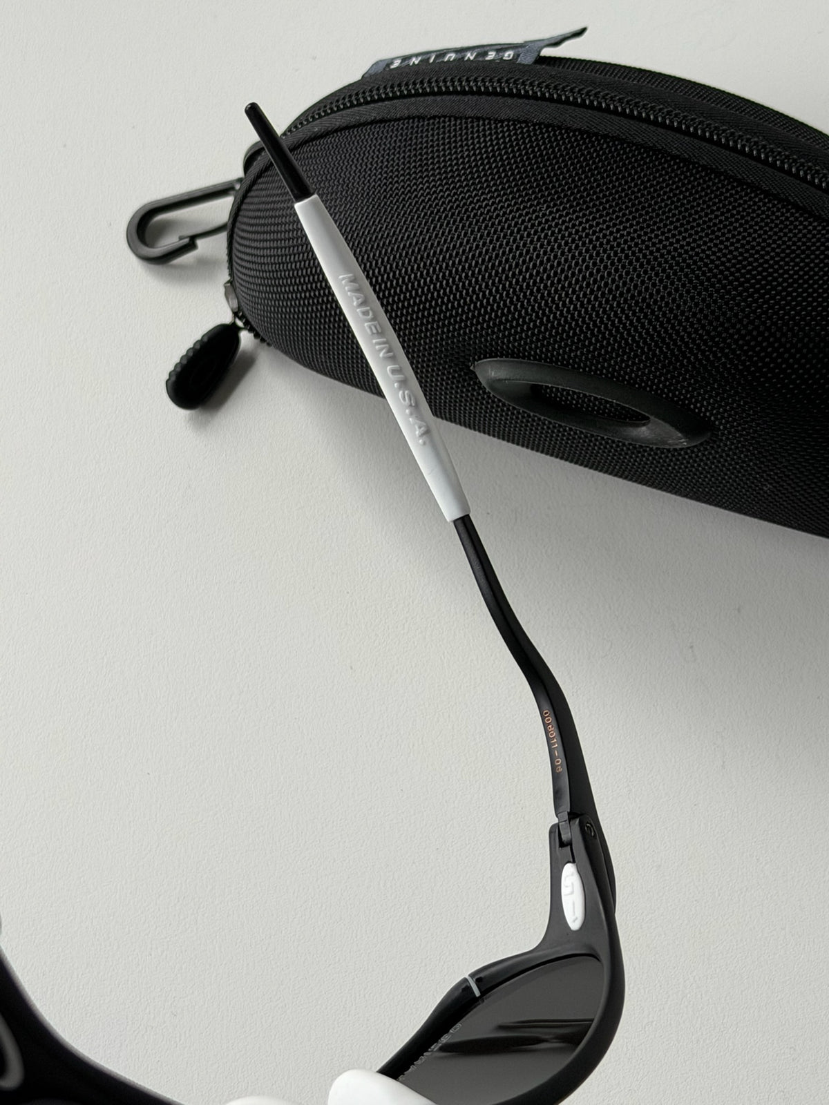 Vintage Oakley Juliet 2.0 – Black Frame / Silver Mirror Lens