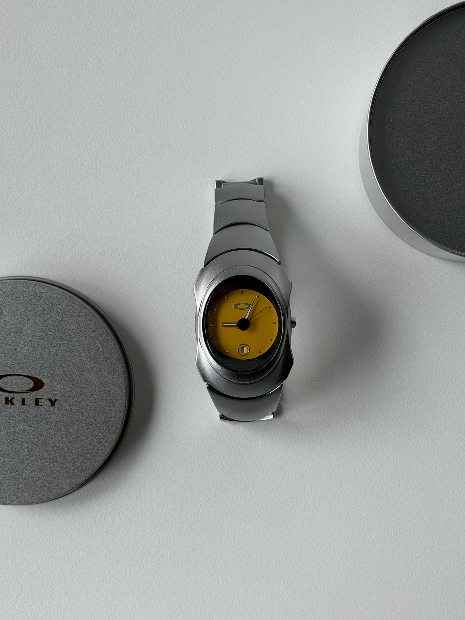 Oakley Time Bomb Style Watch – Sunburst Yellow