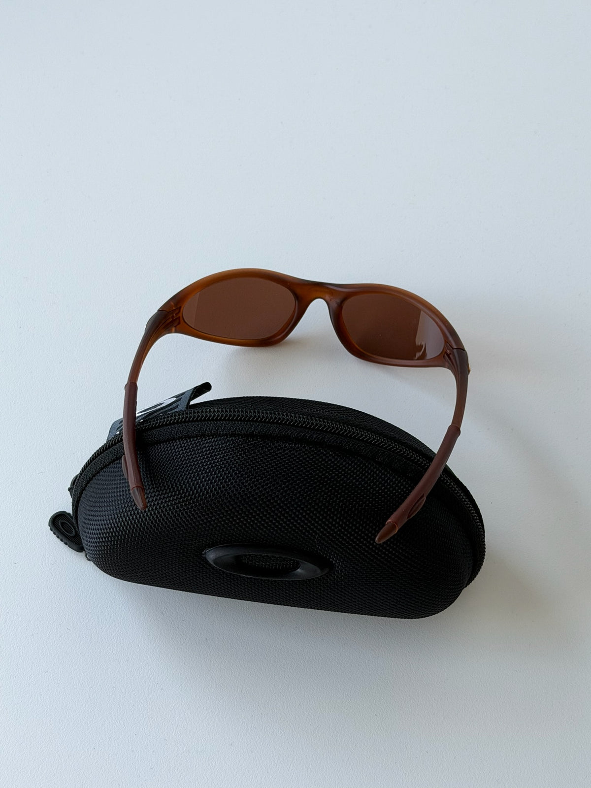 Oakley Eye Jacket Gen 1 Sunglasses – Transparent Brown / Brown