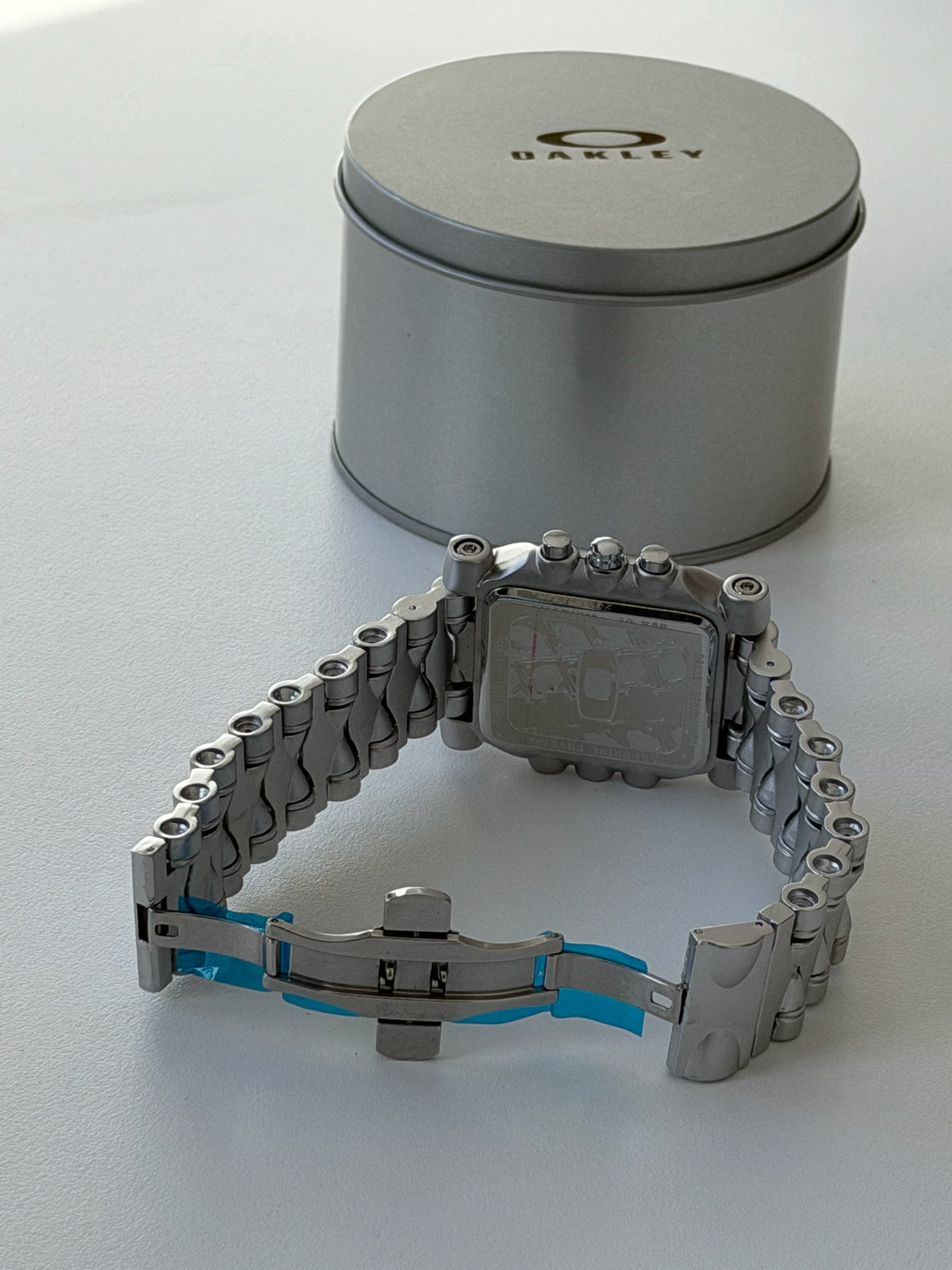 Oakley Minute Machine Watch – Silver / Black Dial