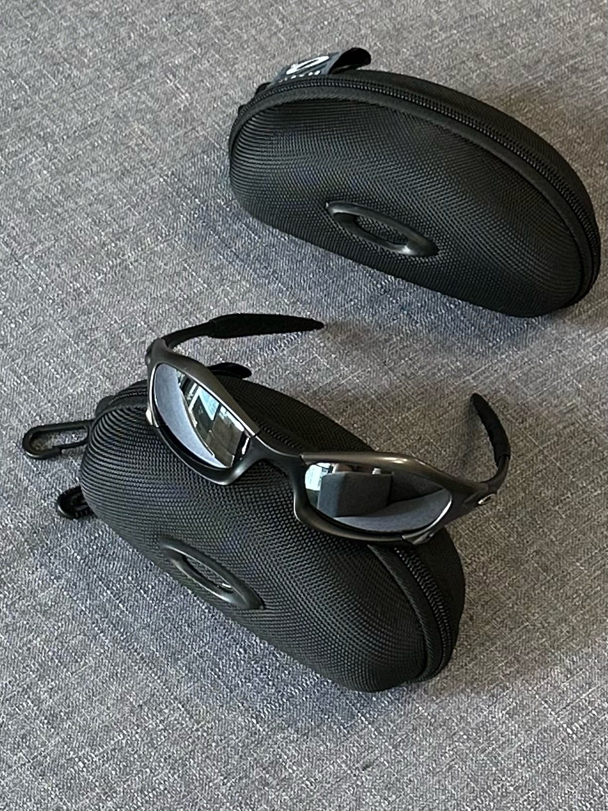 Vintage Oakley Sunglasses: Charcoal Frame, Smoky Silver Lenses with Case