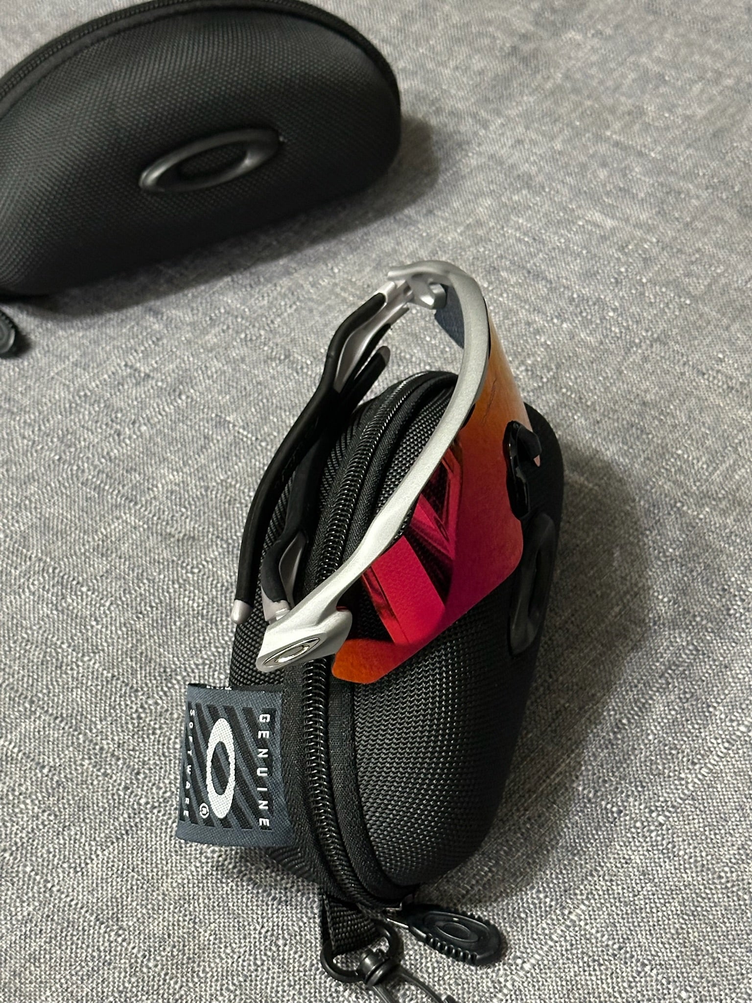 Oakley Performance Shield Sunglasses – Iridium Purple/Red Lens Oakley-Style Sport Frame