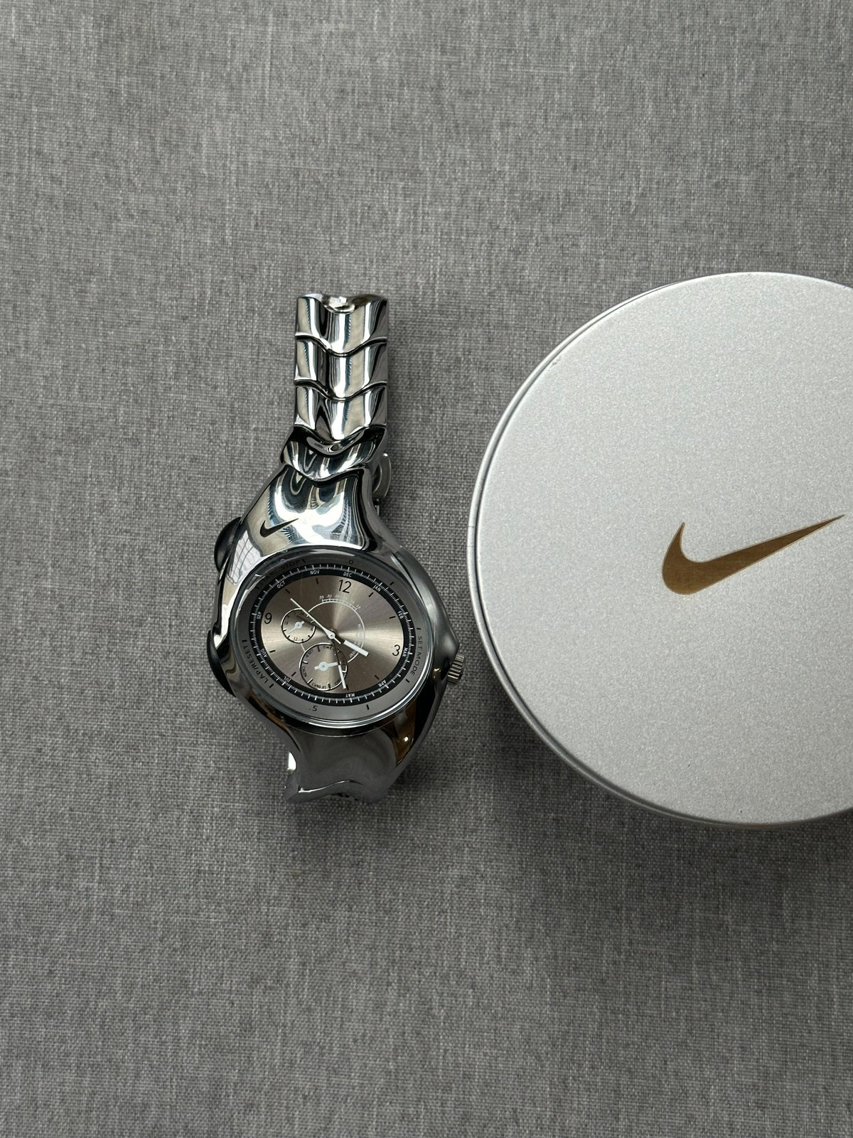 Nike Triax Chronograph Watch Silver on silver dial – Vintage 
