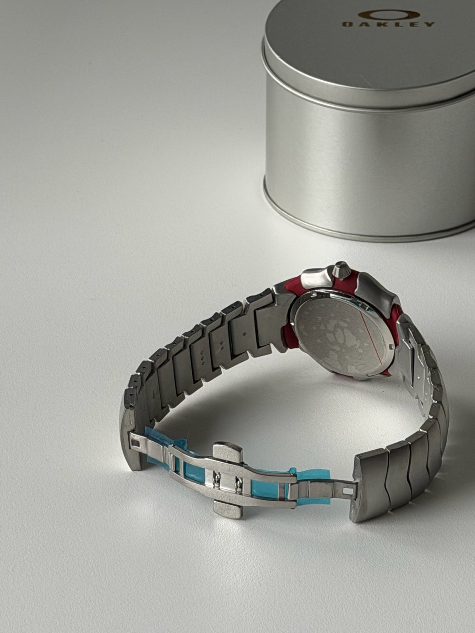 Oakley Blade Watch – Red dial Silver Matte Stainless Steel, Swiss Movement, Collectible Men’s Watch
