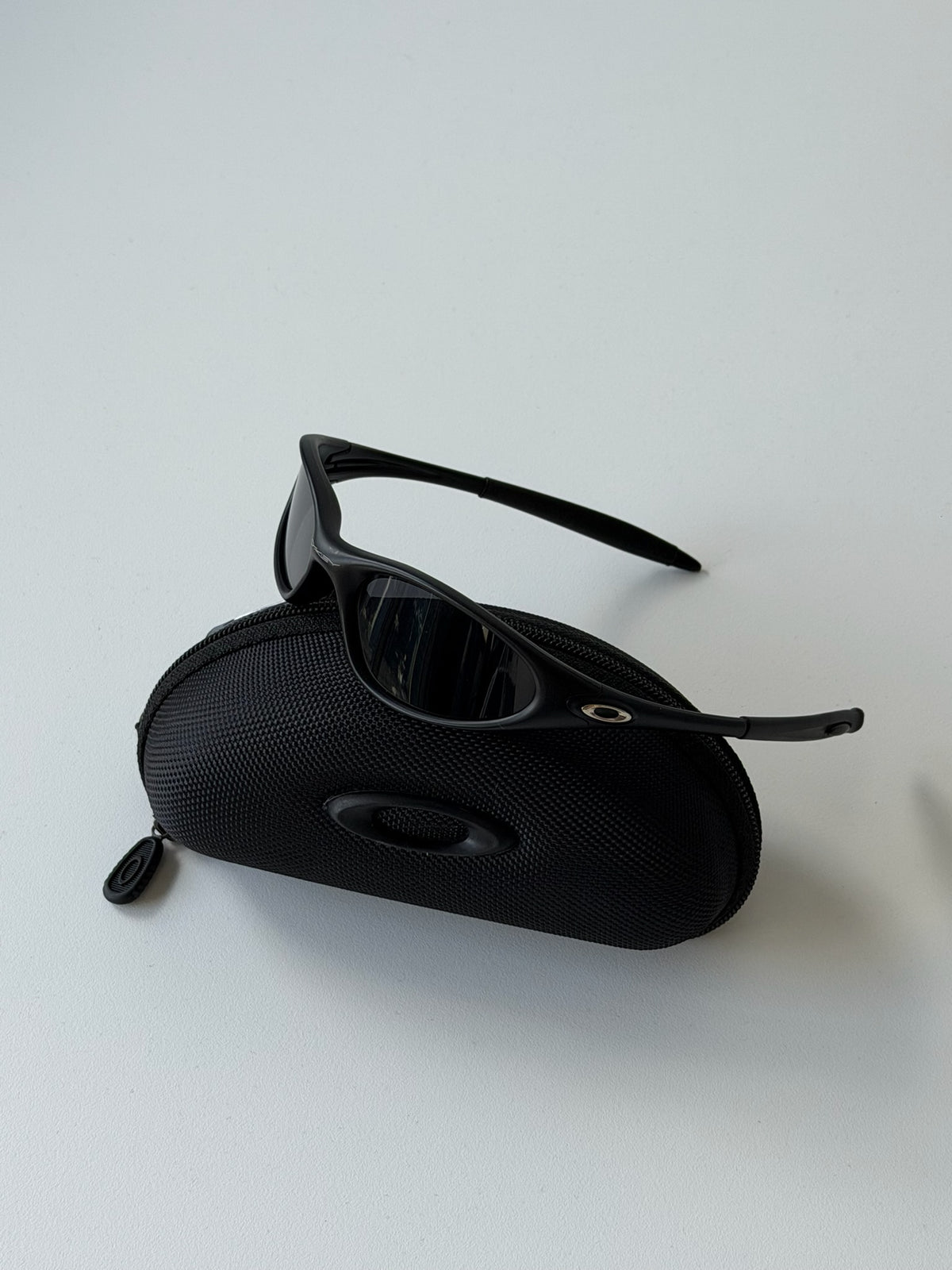 Oakley Eye Jacket Gen 1 Sunglasses – Matte Black / Black