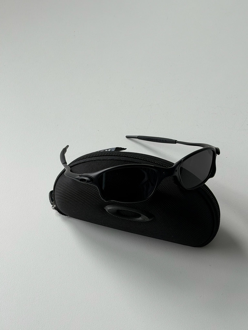 Vintage Oakley Juliet 2.0 – Black Frame / Black Lens