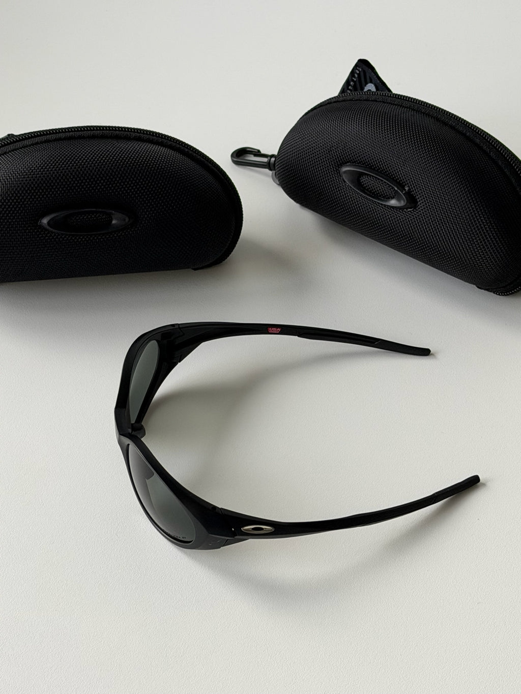 Oakley Eye Jacket Sunglasses – Matte Black Frame / Black Lens | Vintage Y2K Wraparound Shades
