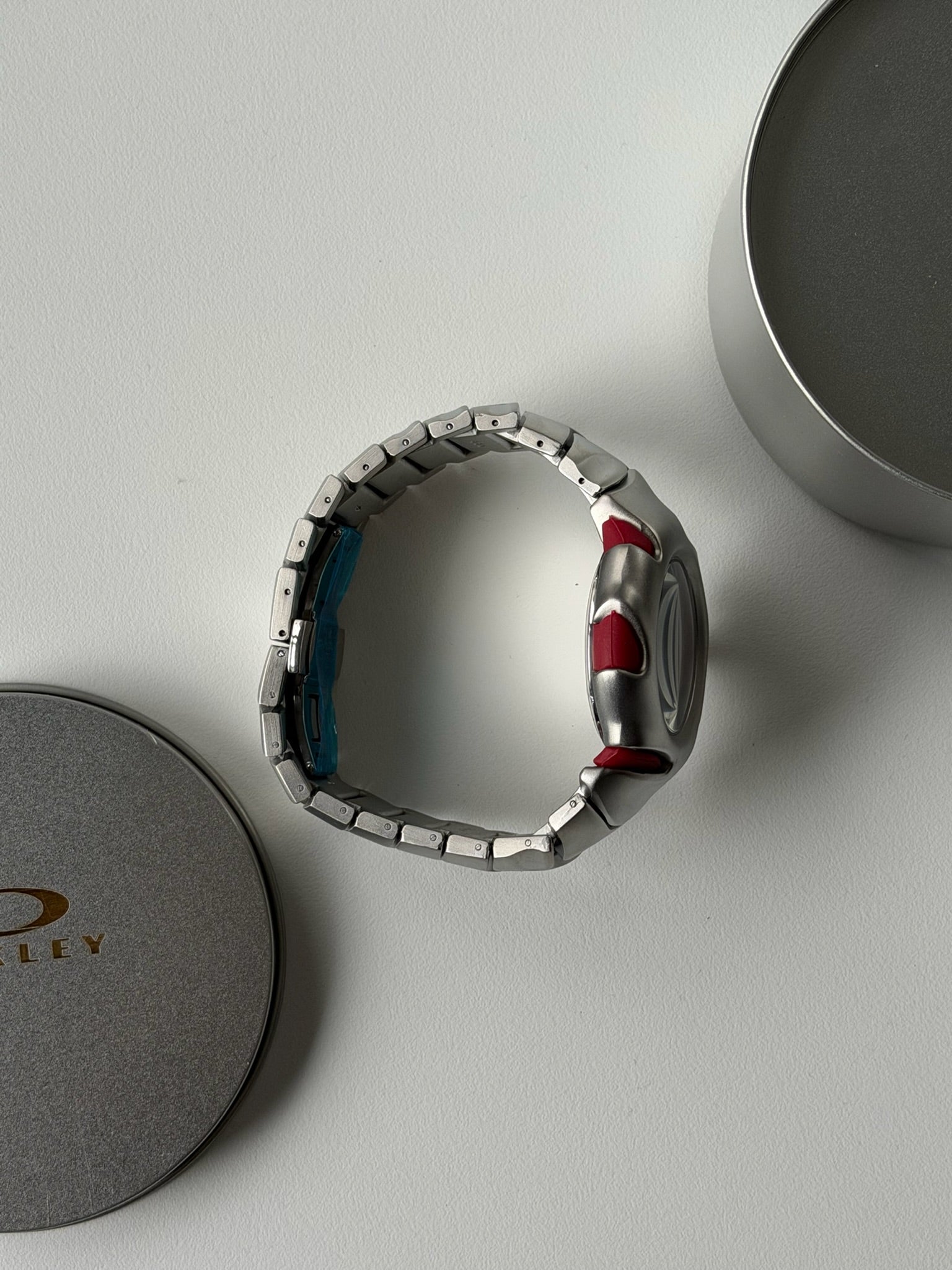 Oakley Blade Watch – Red dial Silver Matte Stainless Steel, Swiss Movement, Collectible Men’s Watch