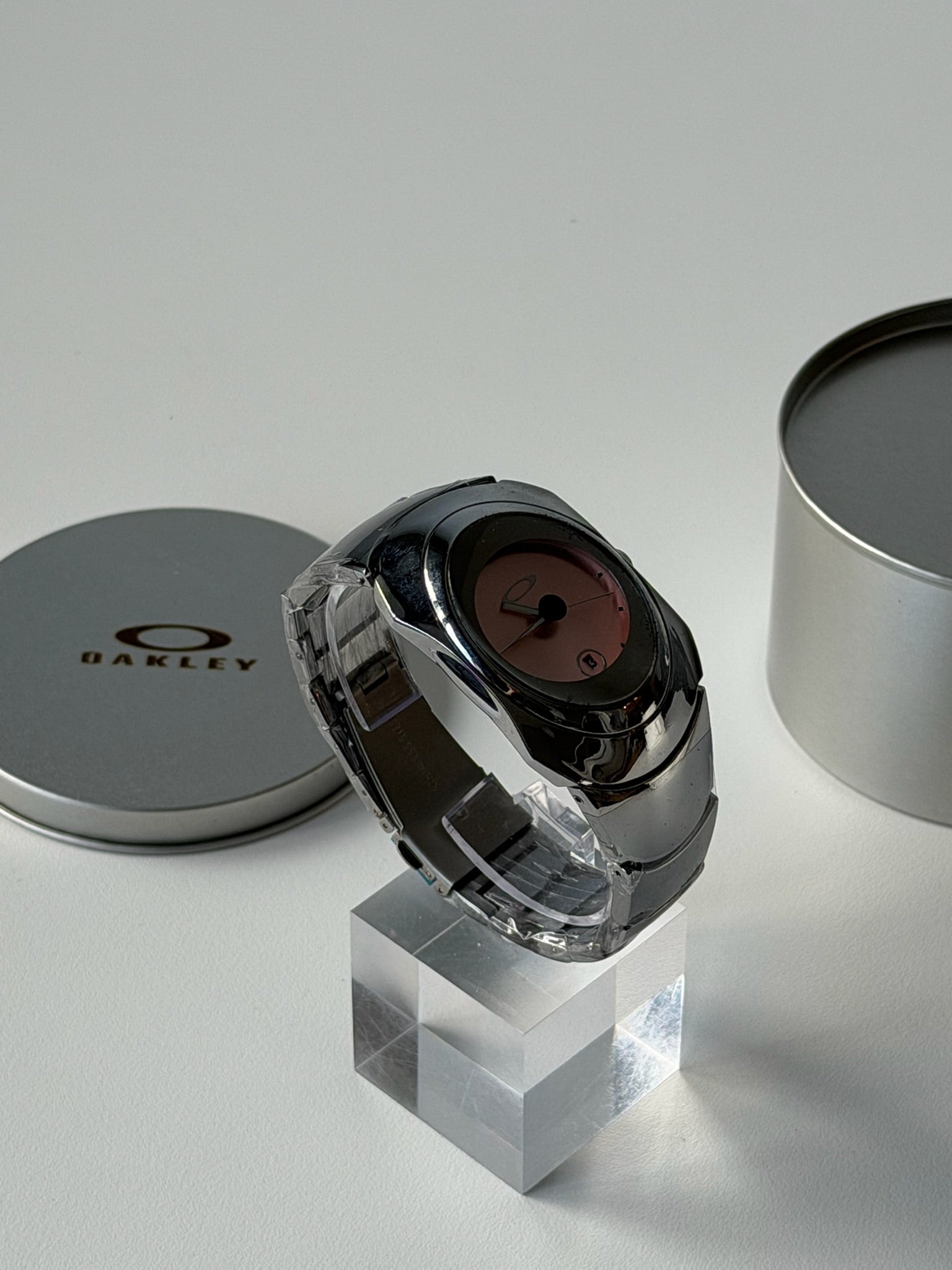 Oakley Time Bomb Style Watch – Rose Quartz Pink