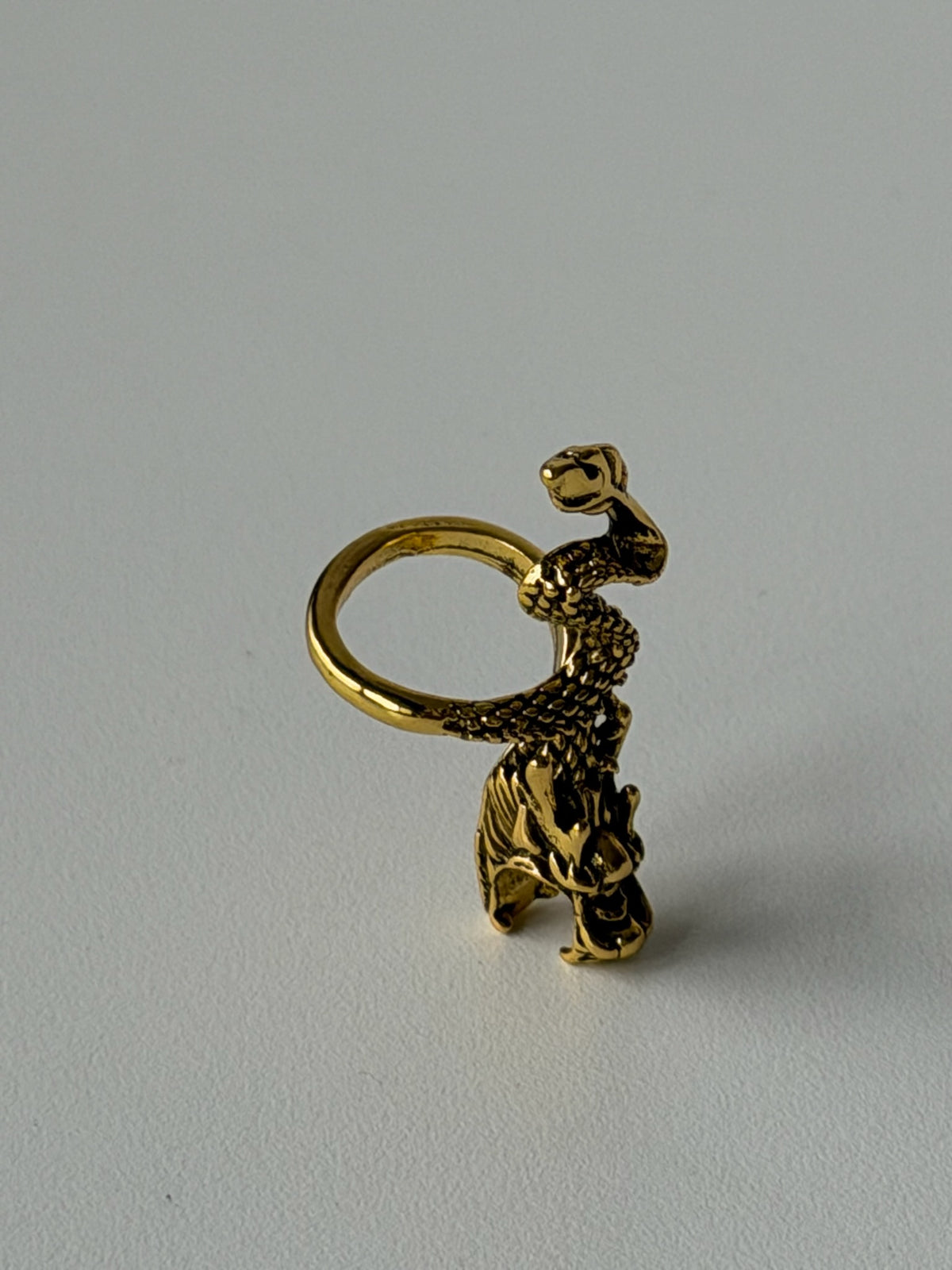 Vintage Dragon Cigarette Holder Ring – Antique Gold Adjustable Statement Ring