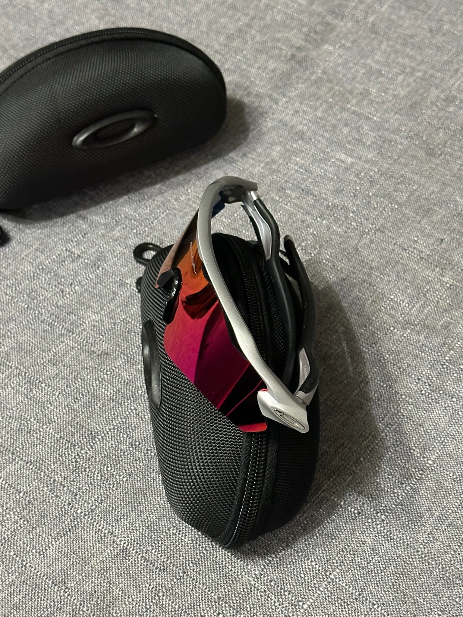 Oakley Performance Shield Sunglasses – Iridium Purple/Red Lens Oakley-Style Sport Frame