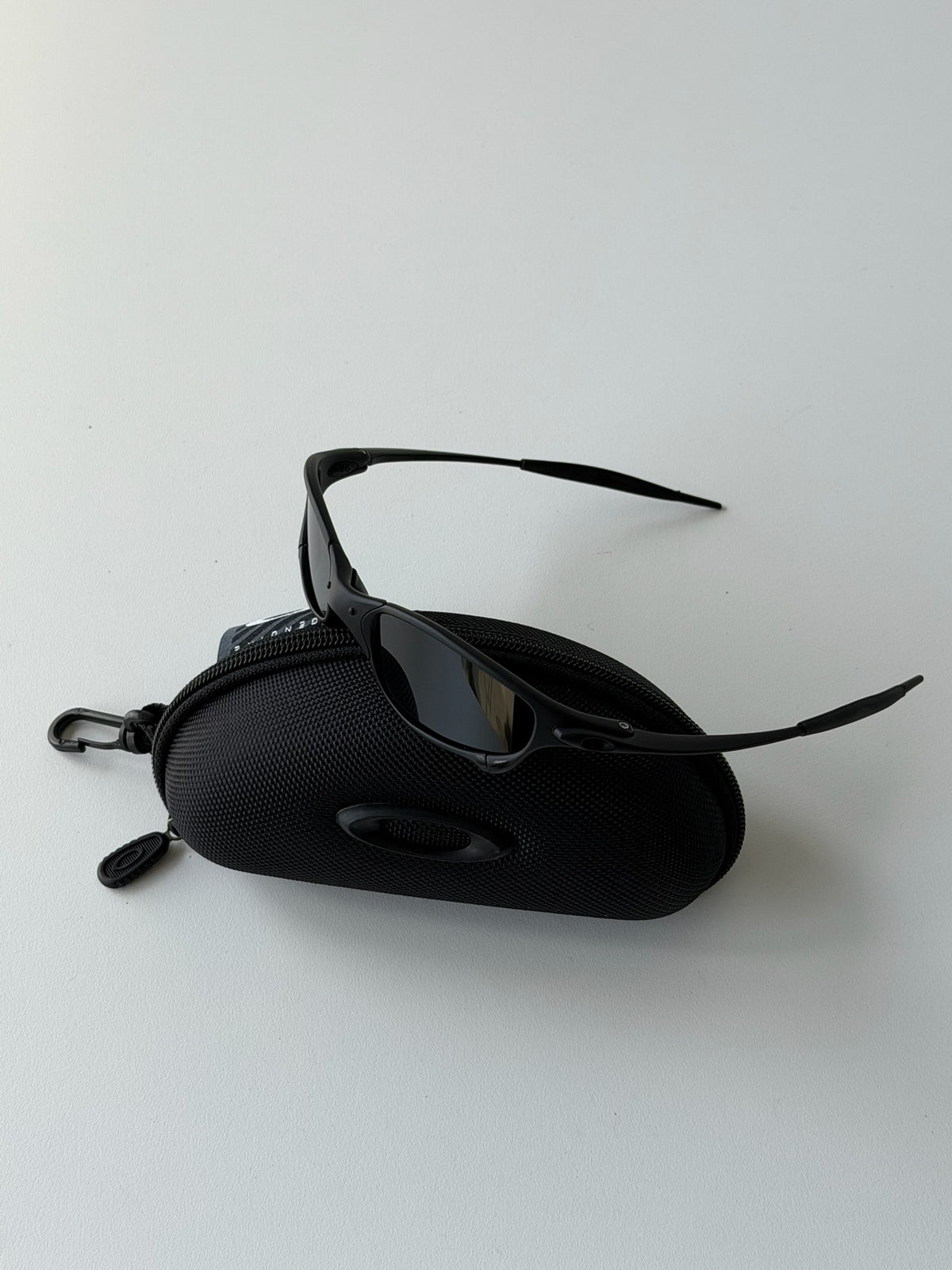 Vintage Oakley Juliet 1.0 – Black Frame / Black Lens