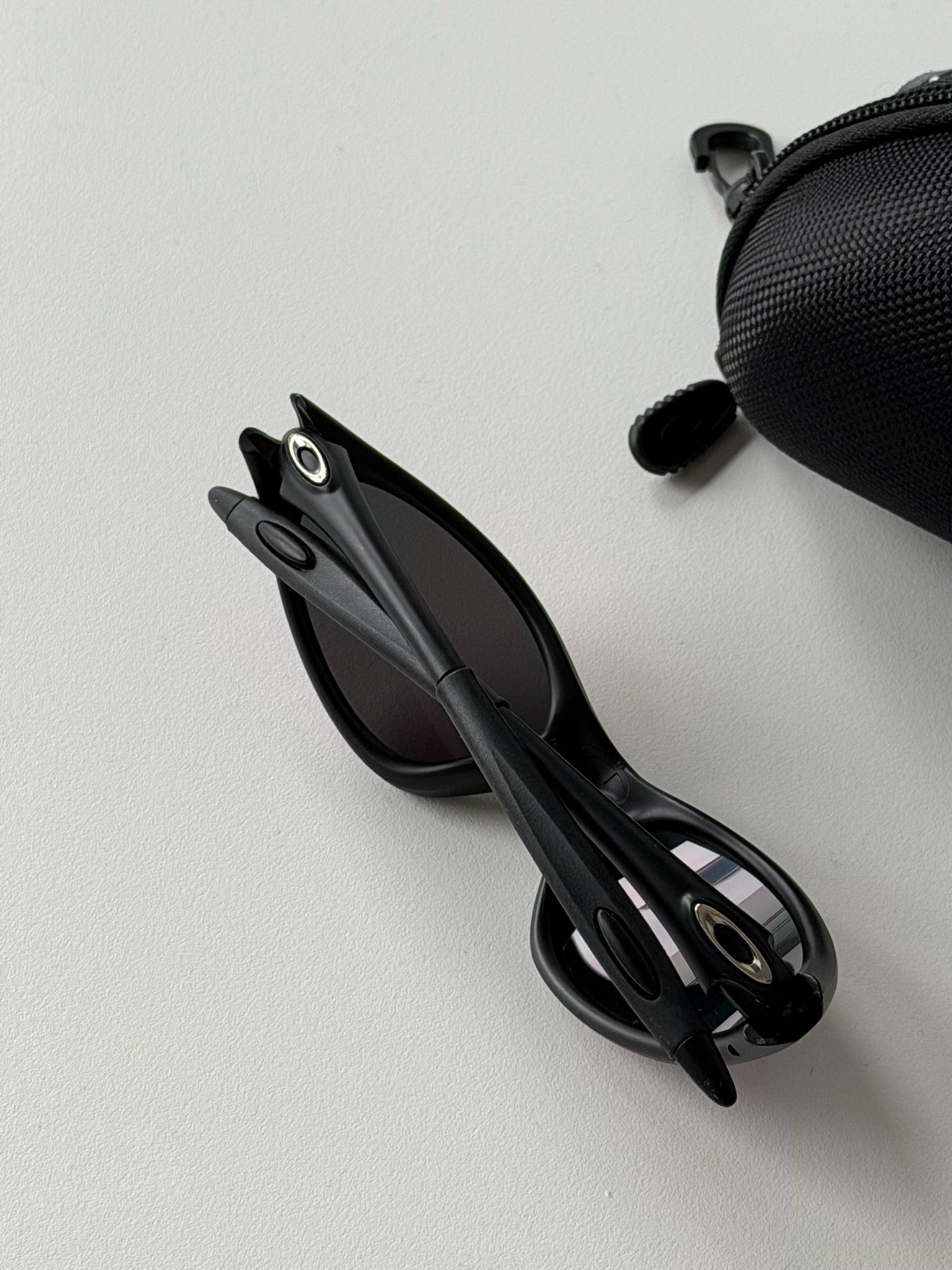 Oakley Eye Jacket Gen 1 Sunglasses – Matte Black / Fire Red