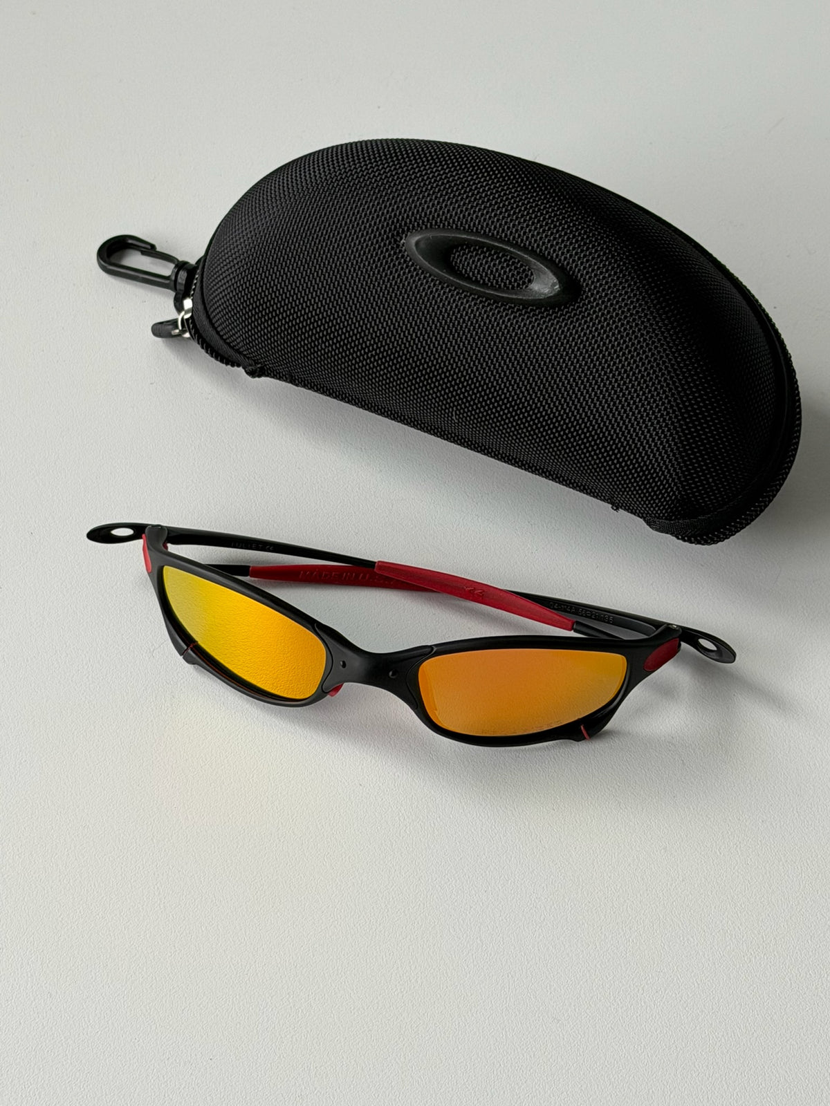Vintage Oakley Juliet 1.0 – Black & Red Frame / Fire Orange Mirror Lens