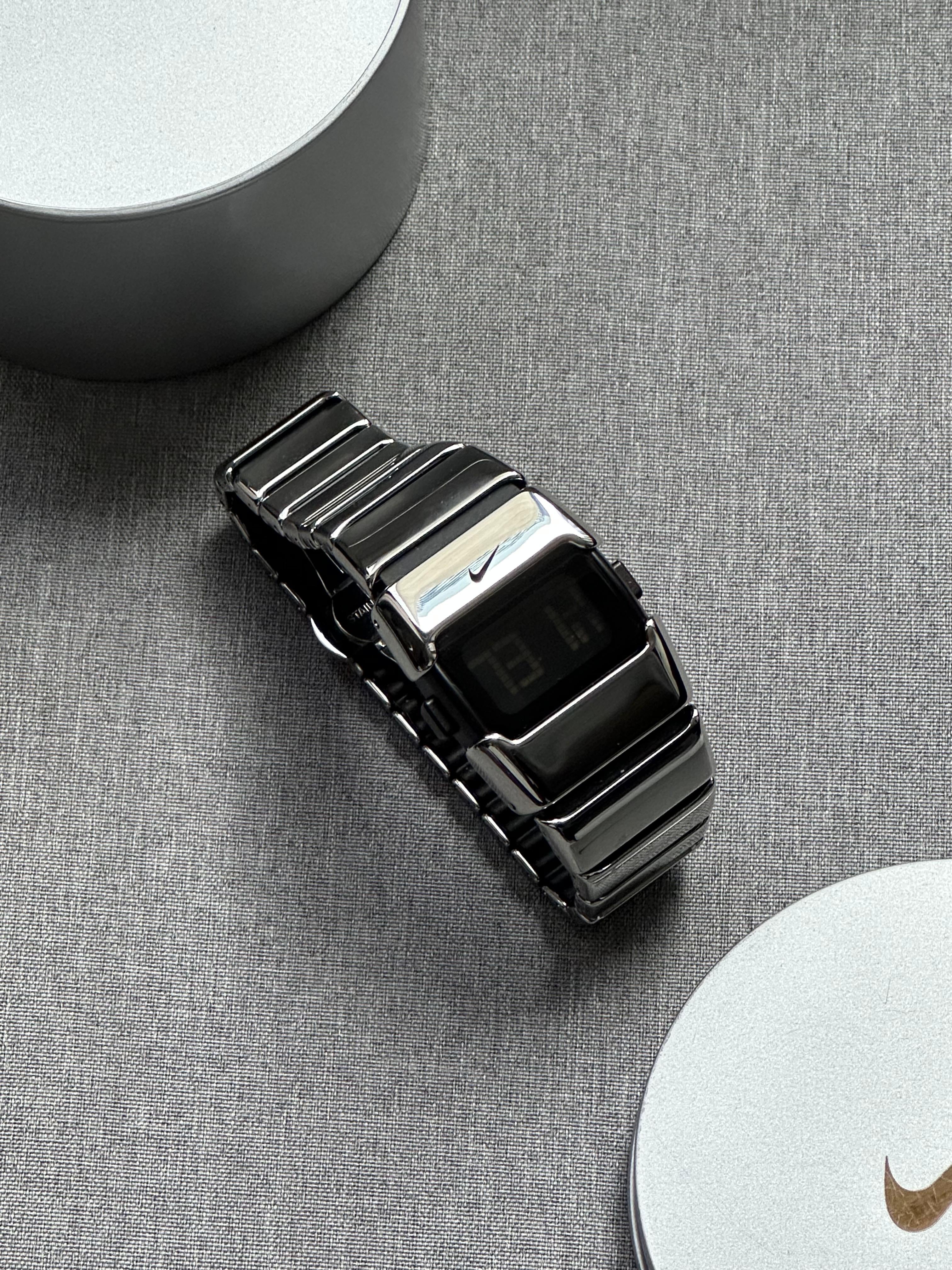 Nike D-Line Shiny Silver Digital Watch | Rare Collectible | Unisex Retro Sports Timepiece