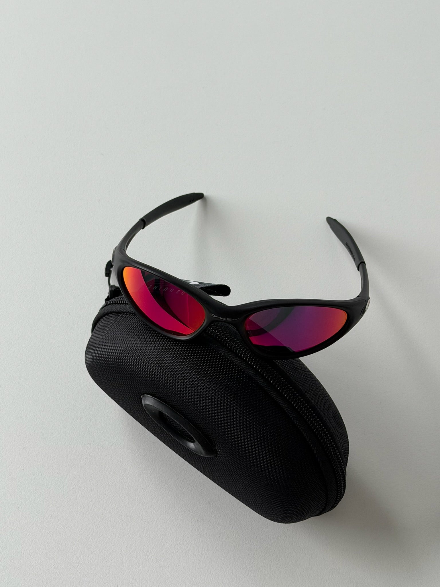 Oakley Eye Jacket Gen 1 Sunglasses – Matte Black / Fire Red