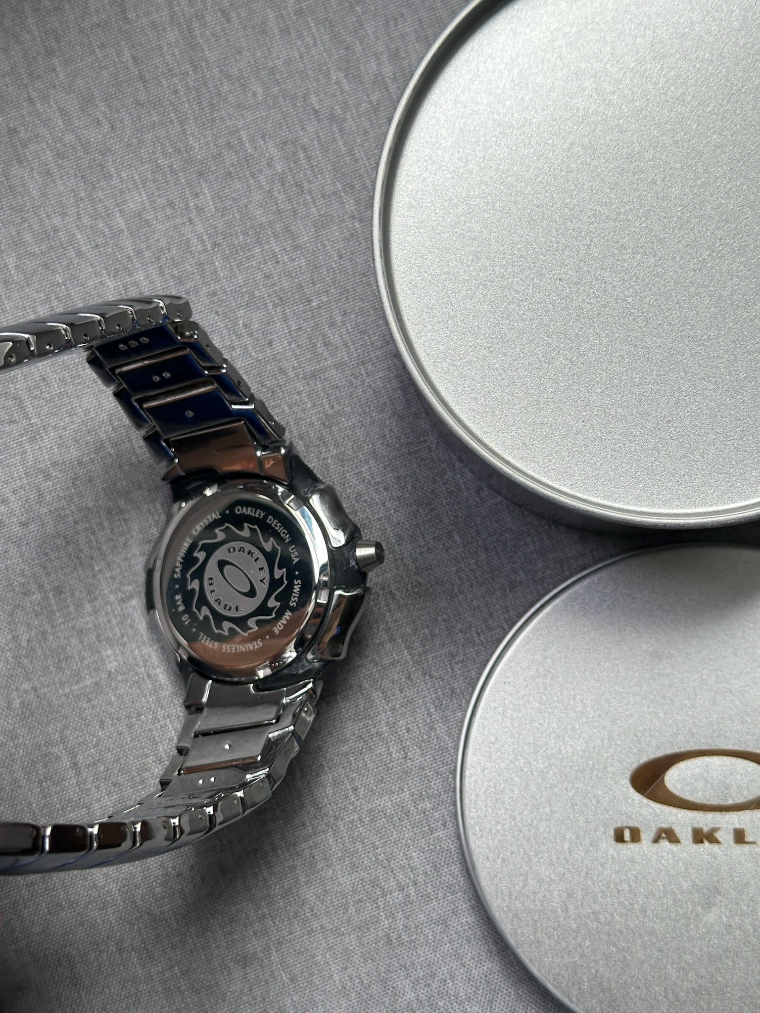 Oakley Blade Watch – Green Dial, Shiny Stainless Steel, Swiss Movement, Rare Collectible