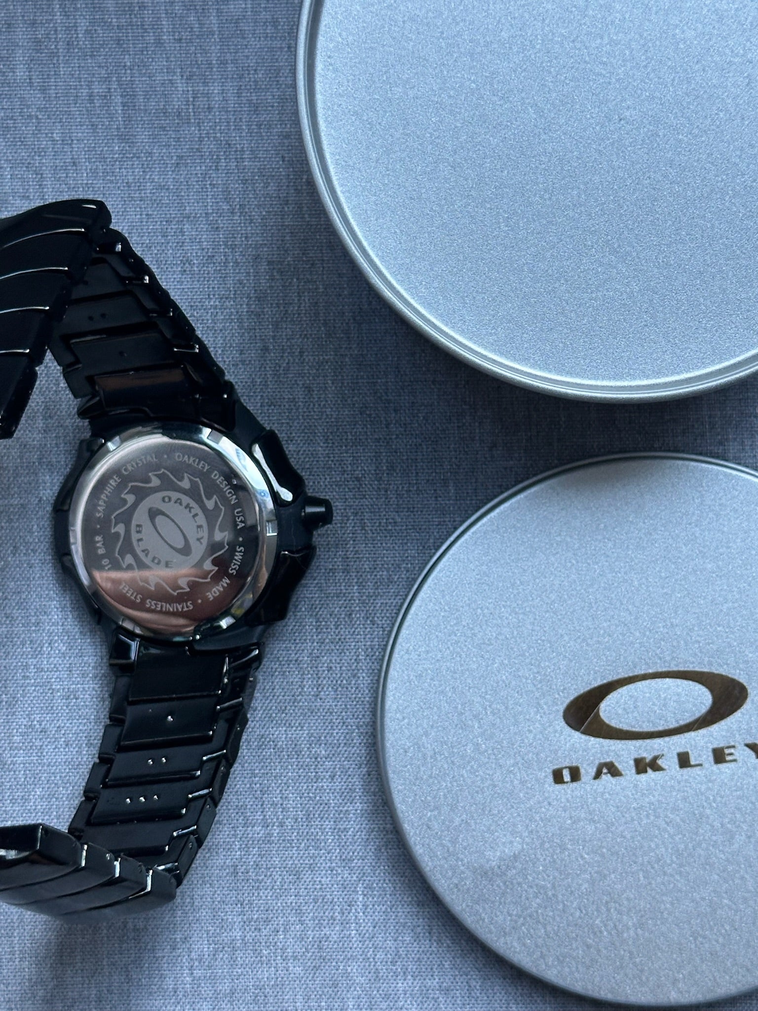 Oakley Blade Watch – Blue dial Black Shiny Stainless Steel, Swiss Movement, Collectible Men’s Watchh