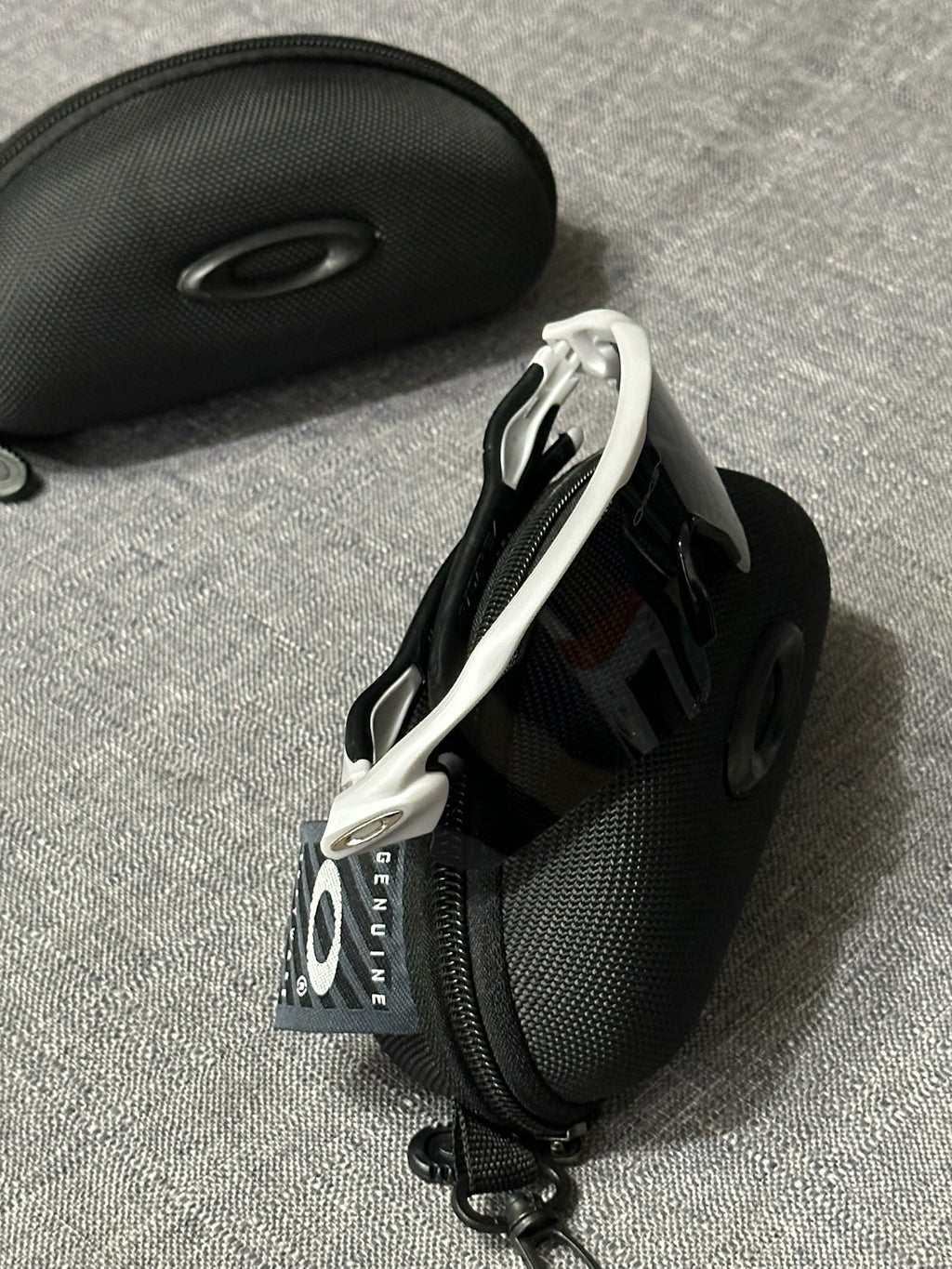 Oakley Performance Shield Sunglasses – Stealth Black Lens Sport Wraparound Frame