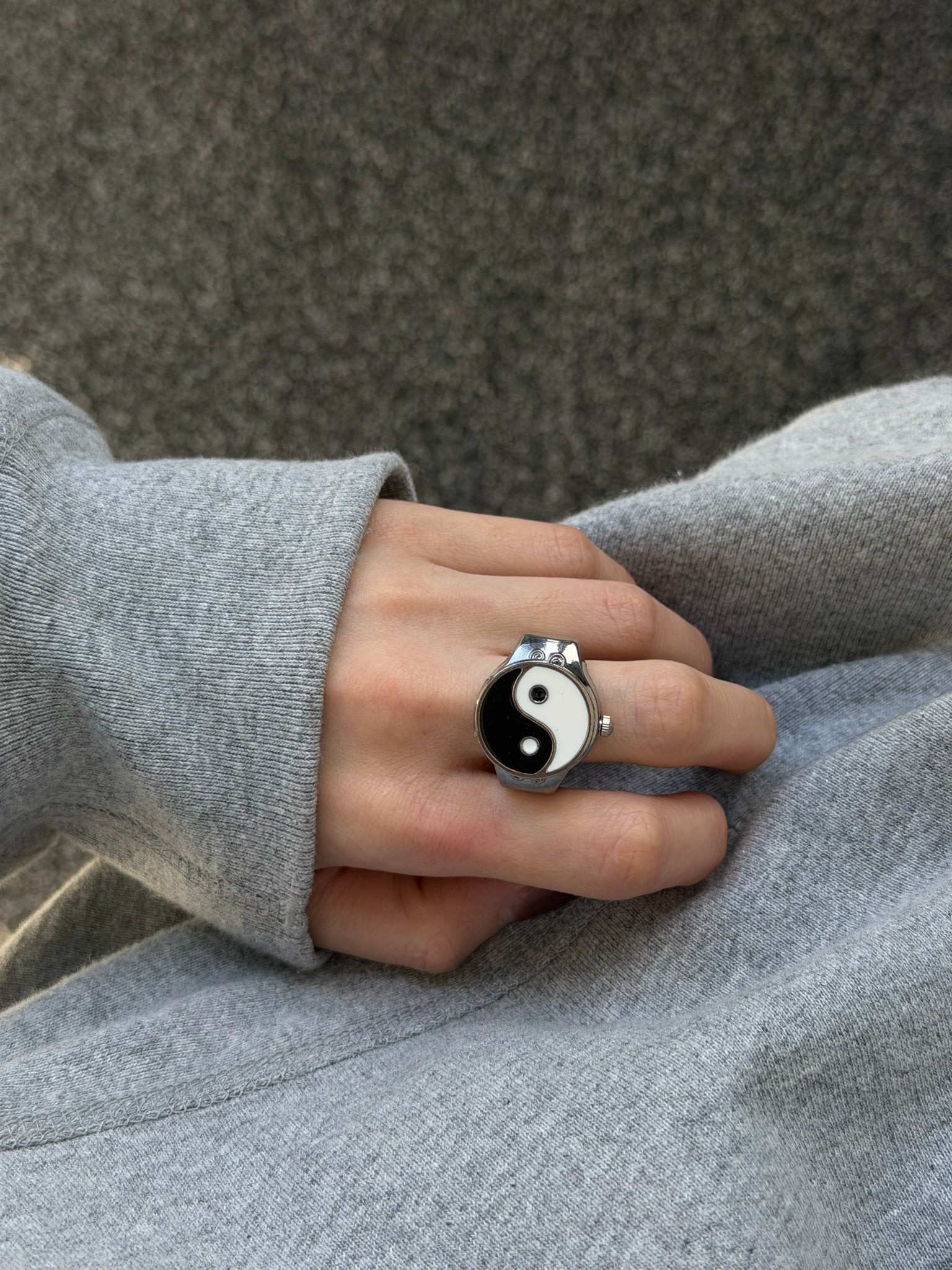 Yin Yang Secret Ring Watch – Vintage Adjustable Finger Watch | Y2K Statement Jewellery