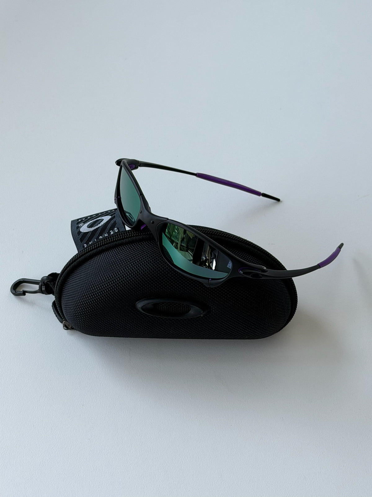 Vintage Oakley Juliet 1.0 – Black Frame / Purple Lens with Purple Accents