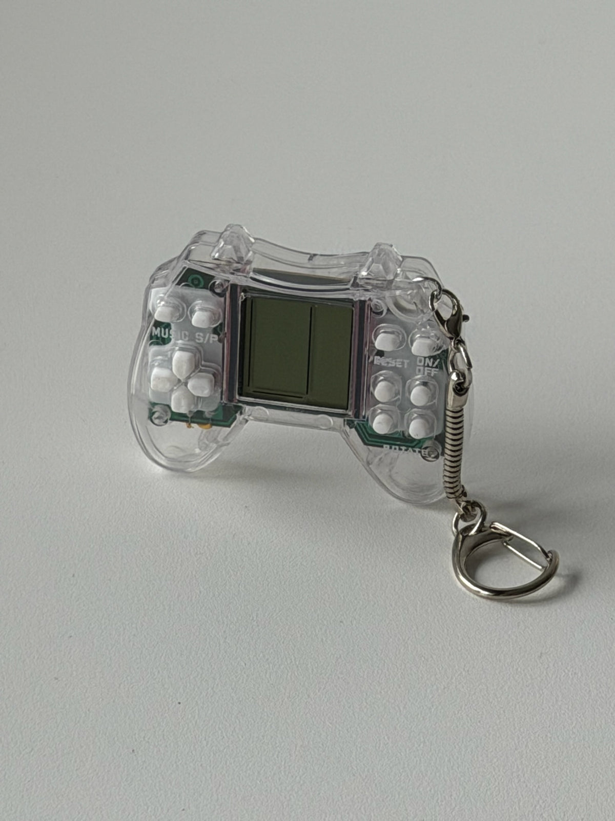 Y2K Transparent Mini Tetris Game Keychain – Playable Retro Gaming Charm