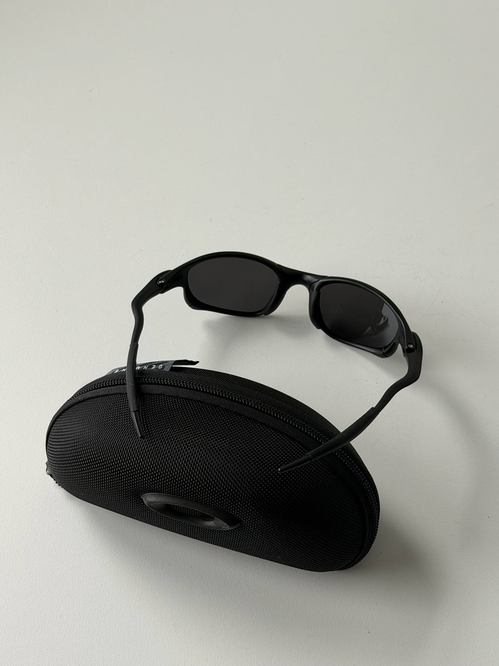 Vintage Oakley Juliet 2.0 – Black Frame / Black Lens