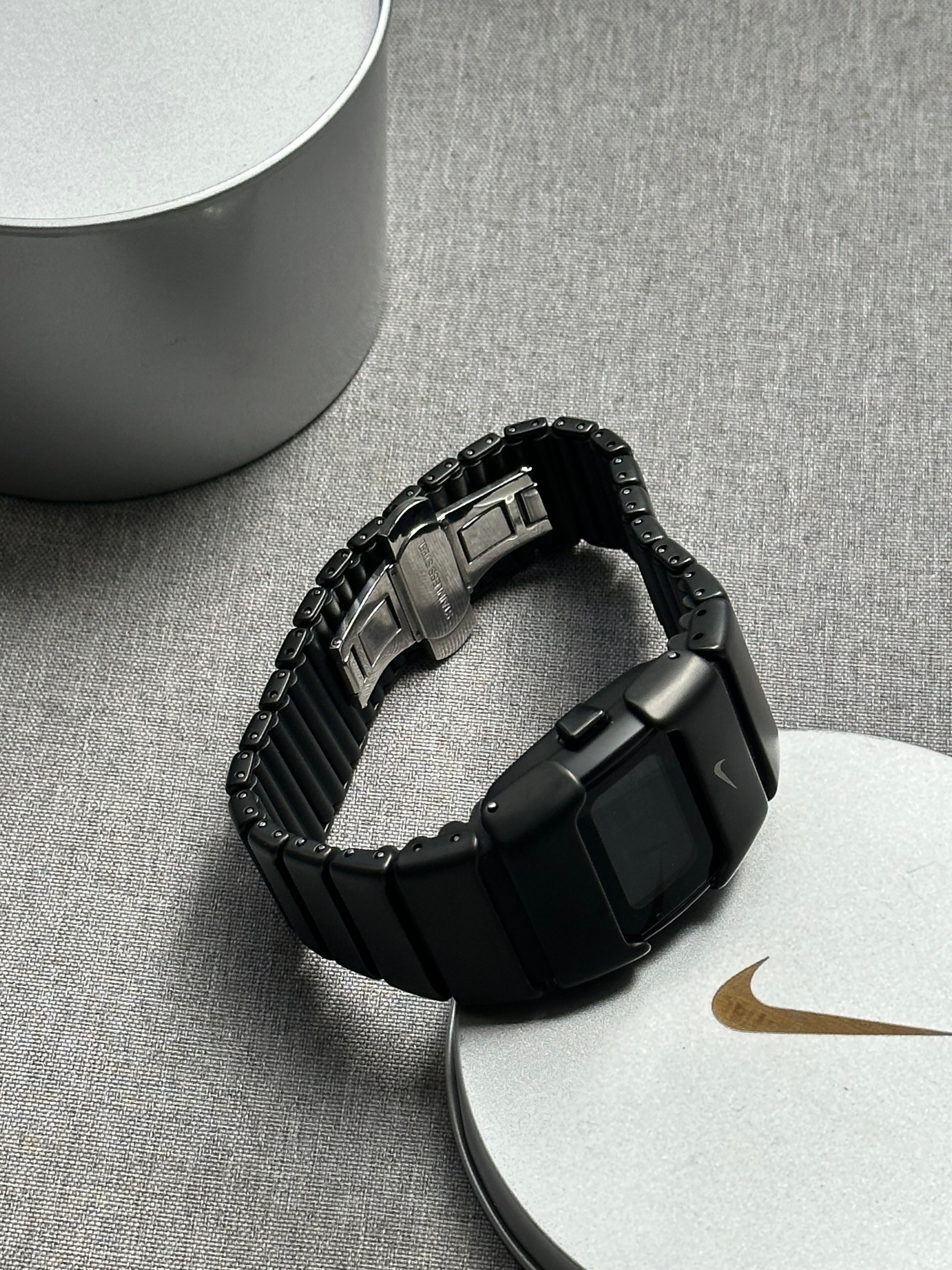 Nike D-Line Black Digital Watch – Rare Retro Stainless Steel LED