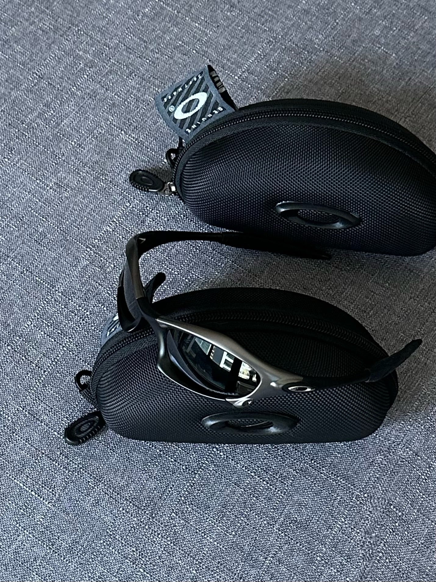 Vintage Oakley Sunglasses: Polished Charcoal Frame, Black Lenses with Case