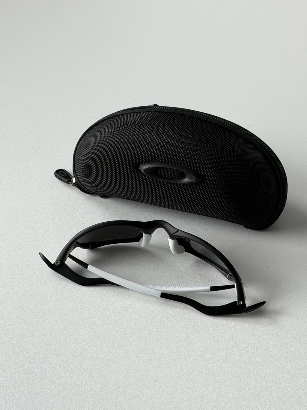 Vintage Oakley Juliet 2.0 – Black Frame / Silver Mirror Lens