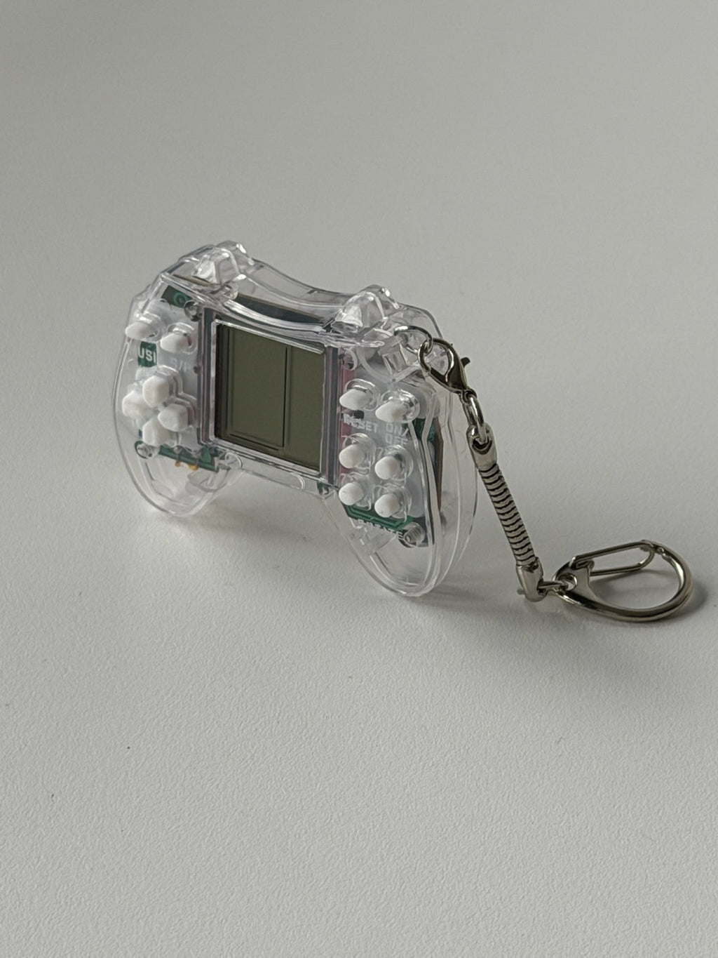 Y2K Transparent Mini Tetris Game Keychain – Playable Retro Gaming Charm