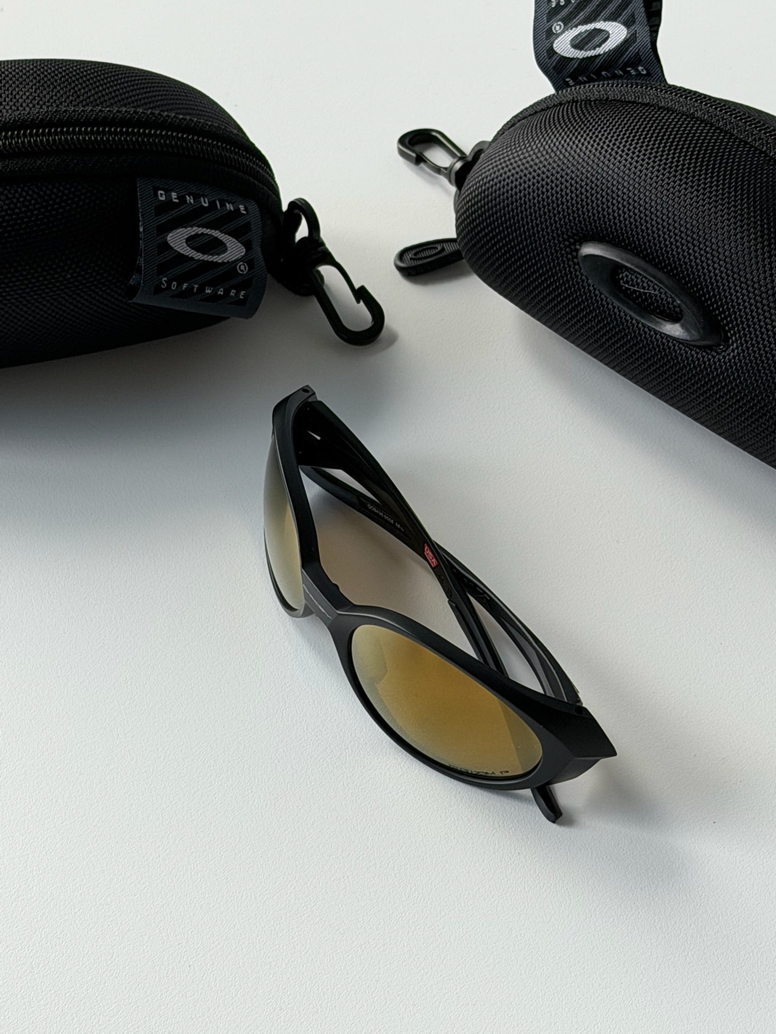 Oakley Eye Jacket Sunglasses – Matte Black Frame / Gold Mirror Lens | Vintage Y2K Wraparound Shades