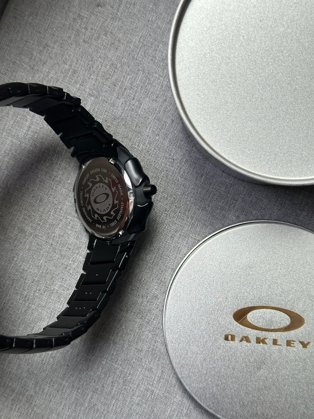 Oakley Blade Watch – Black dial Black Brushed Stainless Steel, Swiss Movement, Collectible Men’s Watch