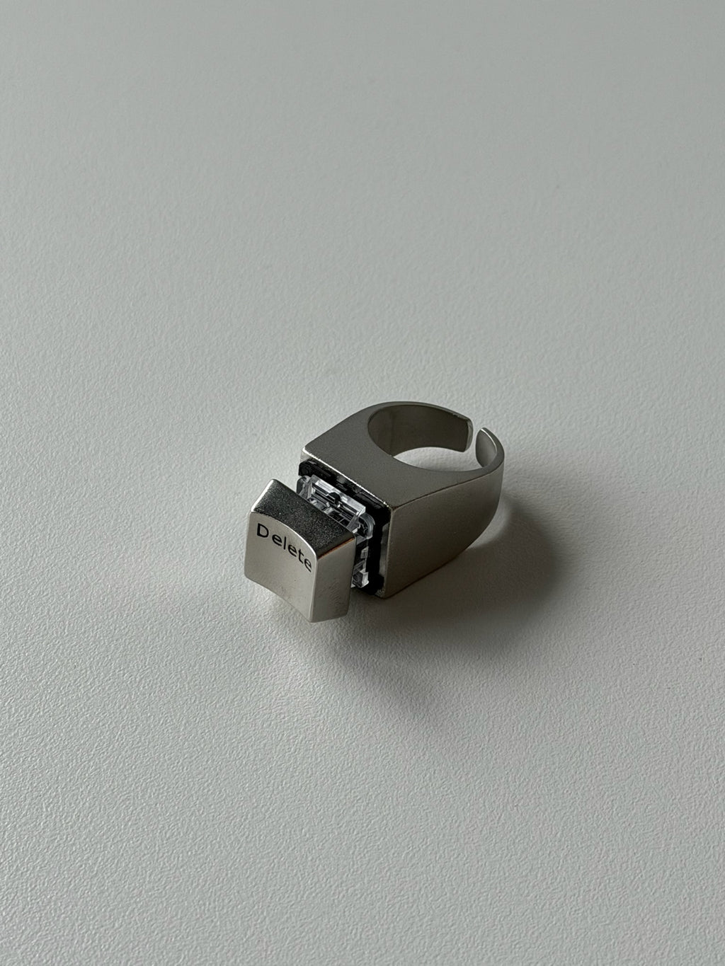 Delete Key Clicker Ring – Mechanical Keyboard Stress Relief Ring | Adjustable Fidget Ring