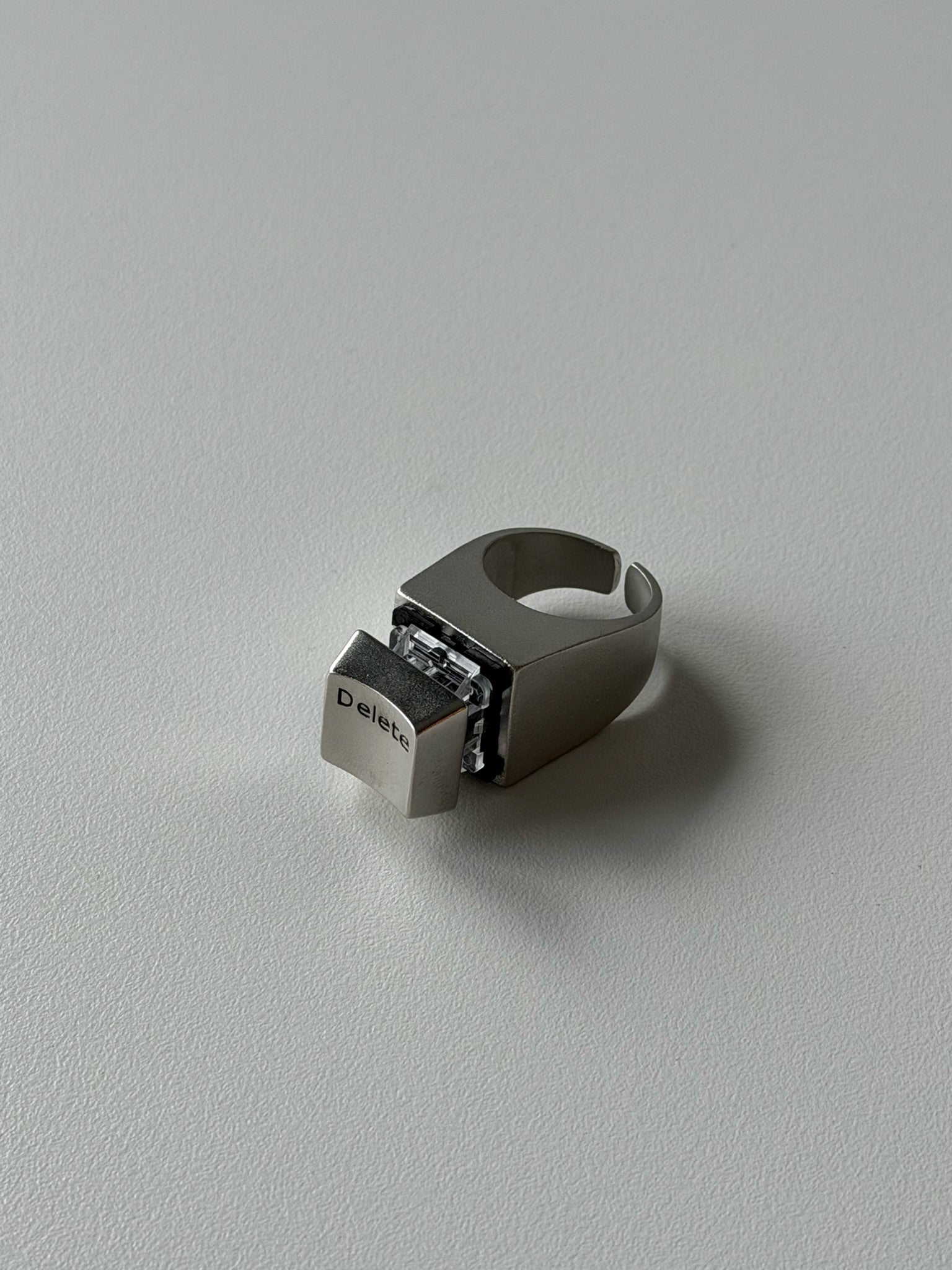 Delete Key Clicker Ring – Mechanical Keyboard Stress Relief Ring | Adjustable Fidget Ring