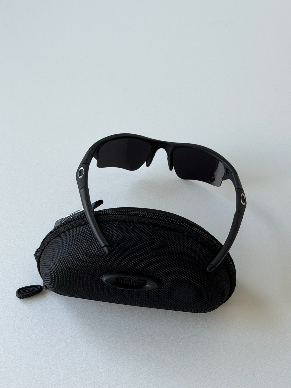 Oakley Half Jacket 1.0 Sunglasses – Black / Silver Mirror