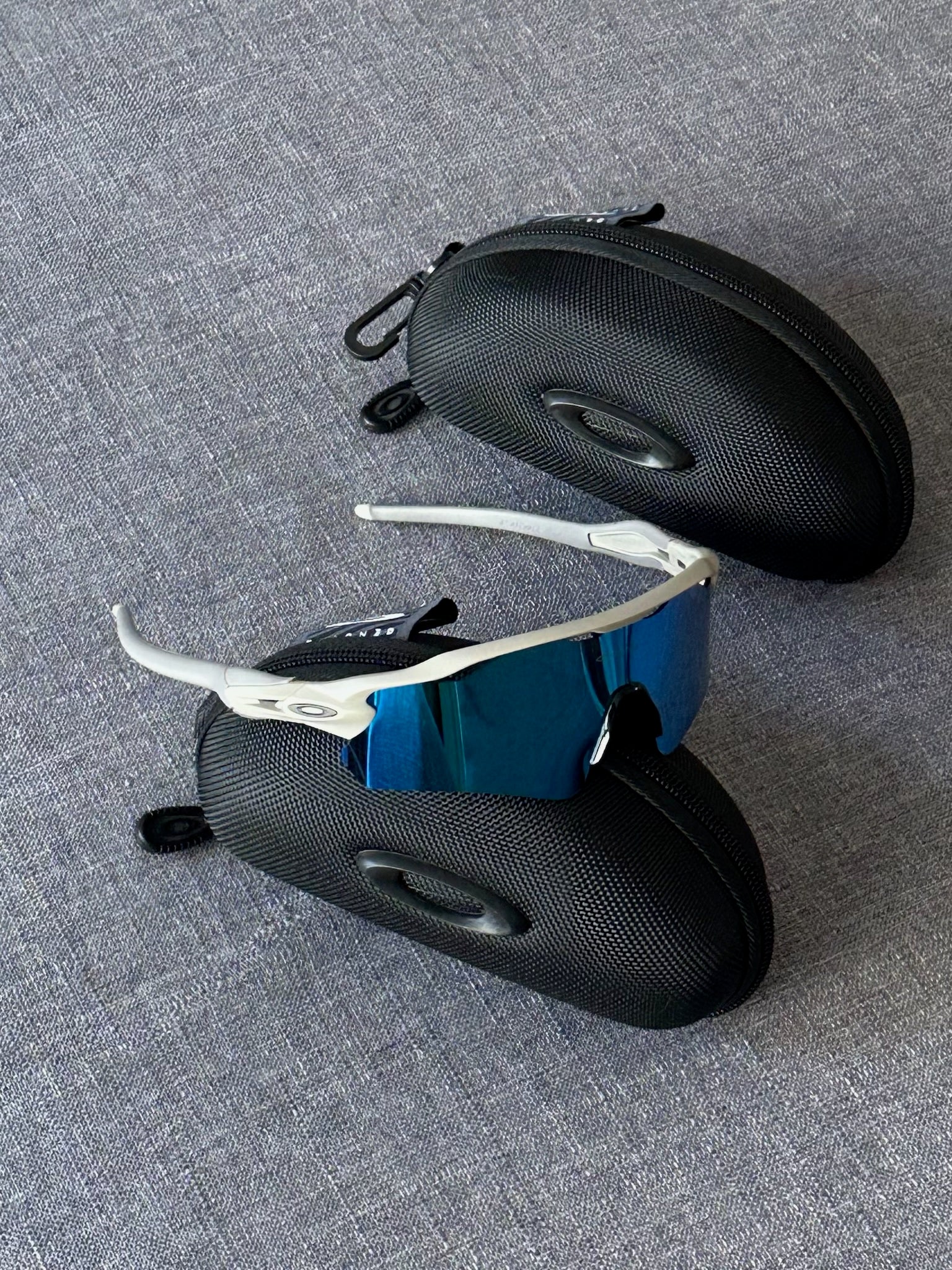 Oakley Performance Shield Sunglasses – Ocean Blue Lens Oakley-Style Sport Frame