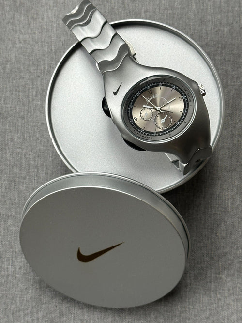 Nike Triax Chronograph Watch Matte Silver – Vintage Grey Stainless Steel Sports Watch, Rare Collectible Timepiece