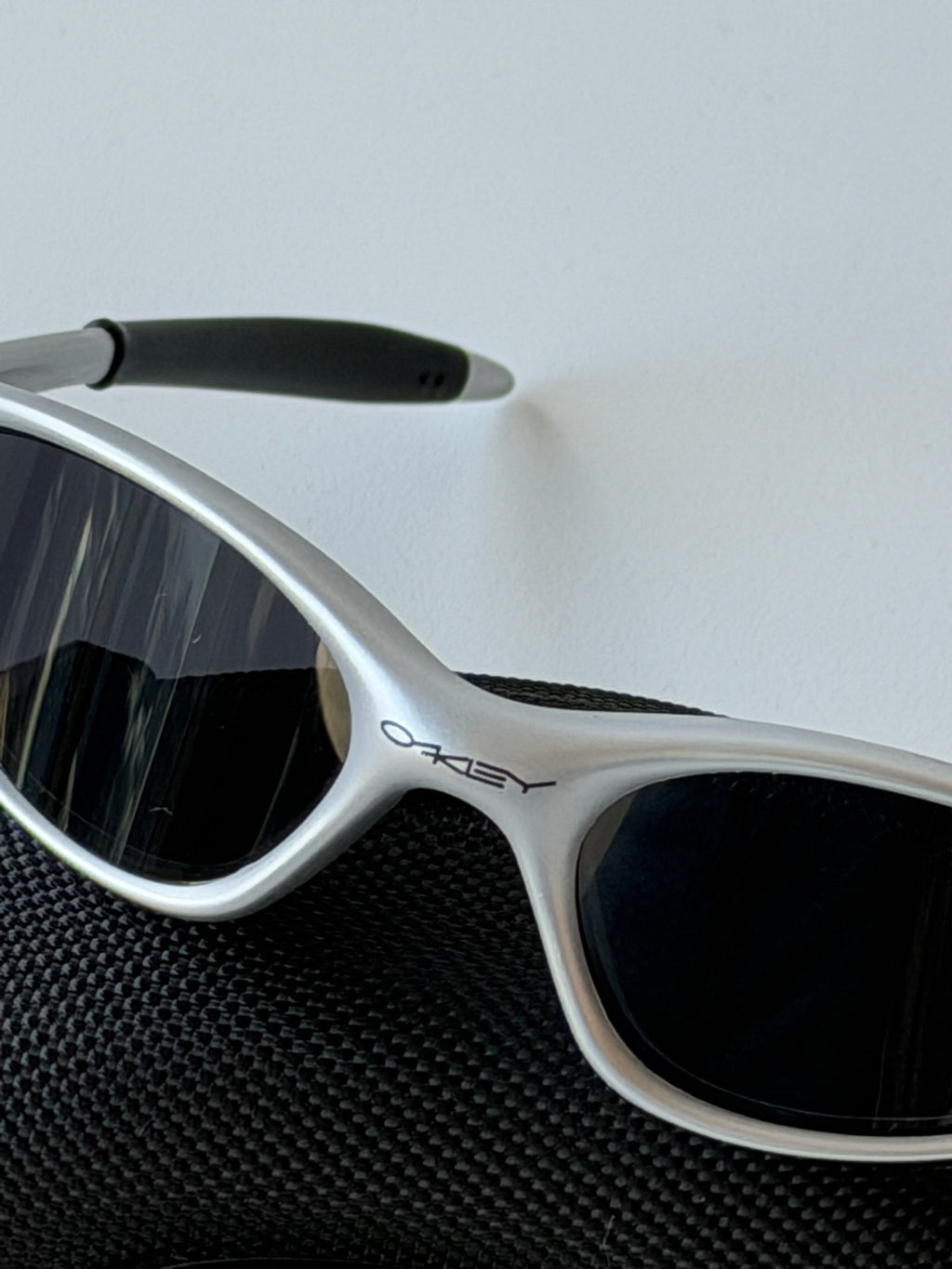 Oakley Eye Jacket Gen 1 Sunglasses – Silver / Black