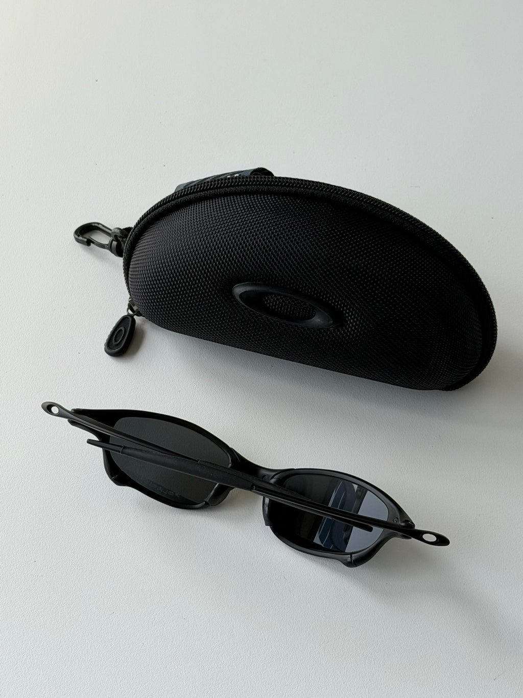 Vintage Oakley Juliet 1.0 – Black Frame / Black Lens