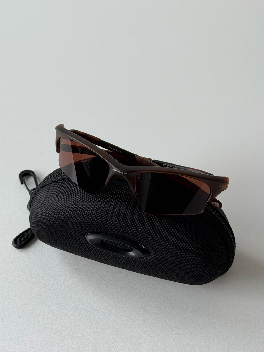 Oakley Half Jacket 1.0 Sunglasses – Brown / Bronze Lens