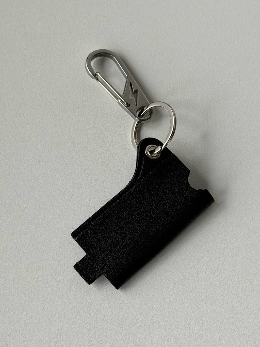 Black Leather Lighter Holder Keychain – Industrial Metal Clip Utility Accessory