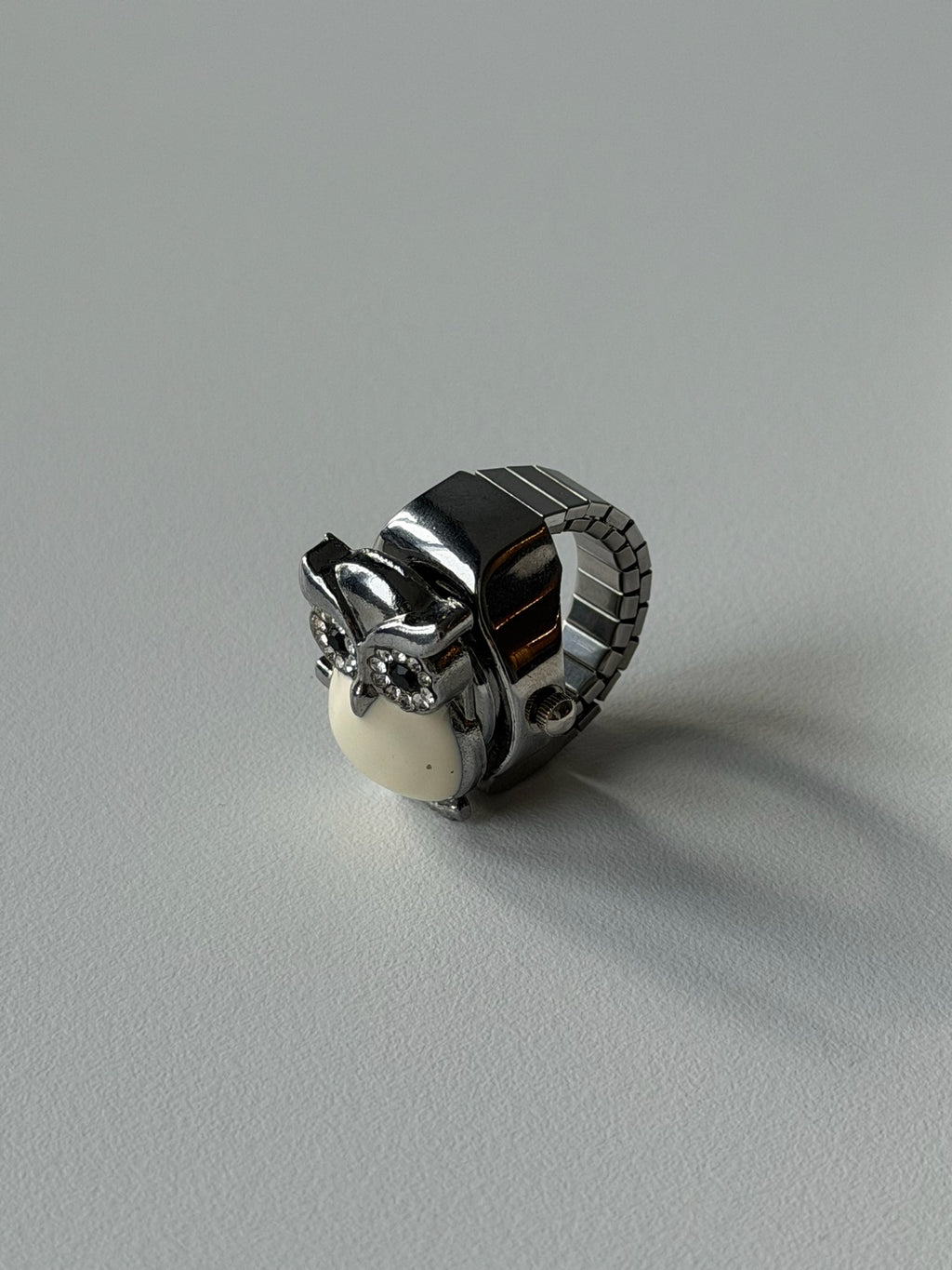 Moonlit Owl Ring Watch – Crystal Owl Adjustable Finger Watch | Vintage Y2K Statement Jewellery