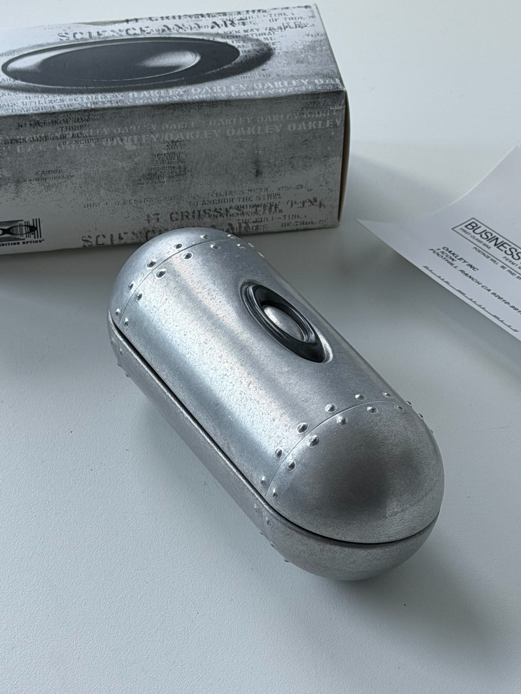 Oakley Vintage Capsule Sunglasses Case – Silver Aluminium