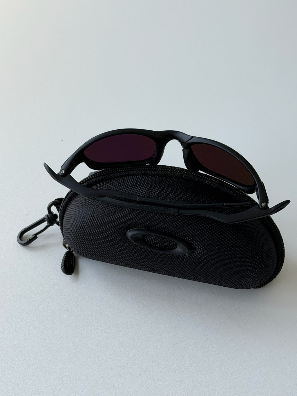Vintage Oakley Juliet 2.0 – Black Frame / Green Iridescent Mirror Lens