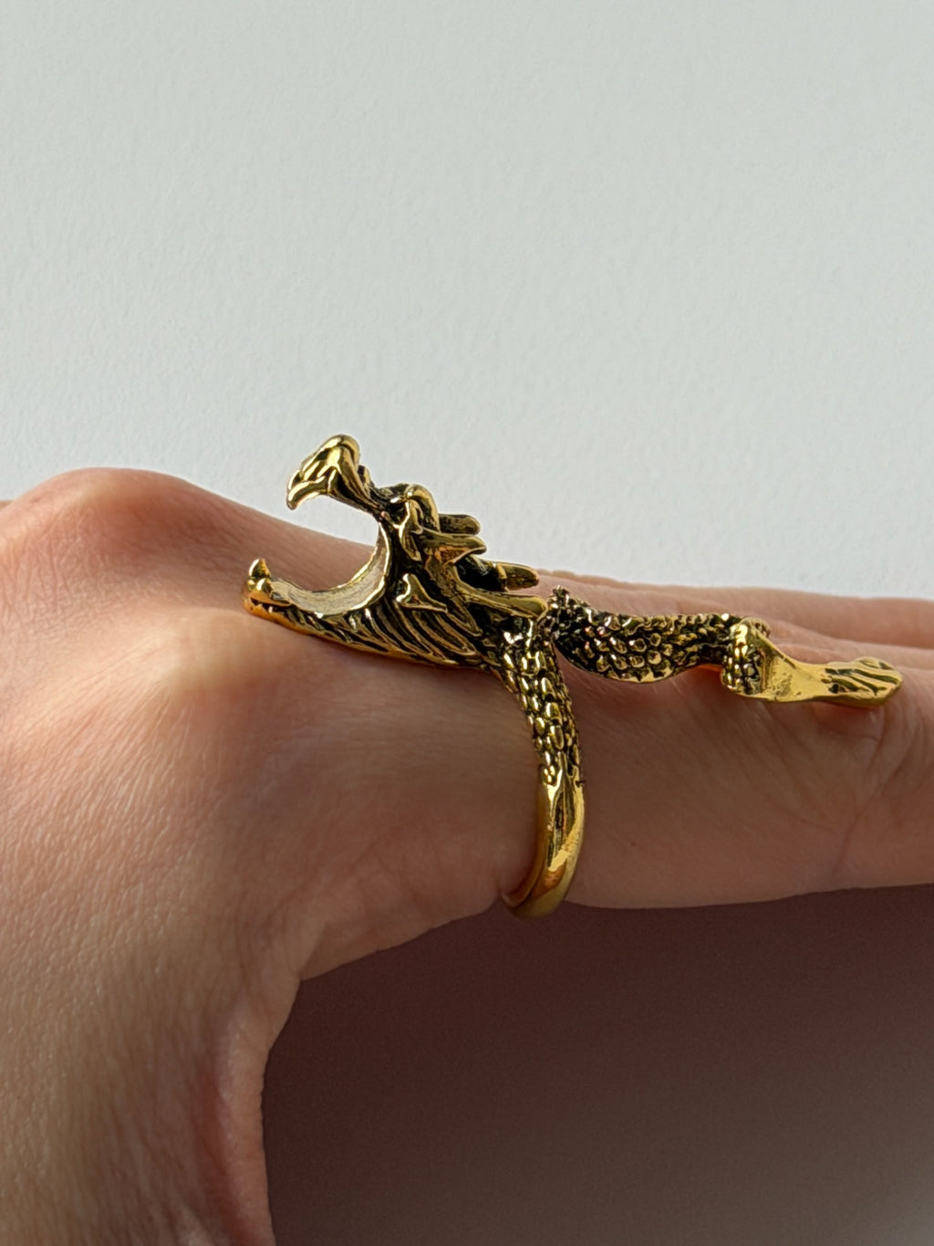 Vintage Dragon Cigarette Holder Ring – Antique Gold Adjustable Statement Ring