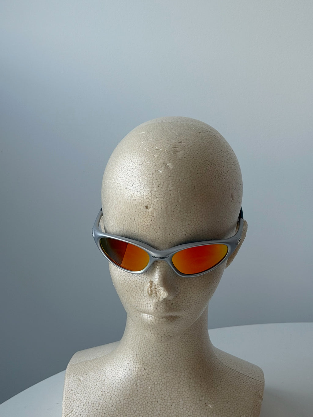 Oakley Eye Jacket Gen 1 Sunglasses – Silver / Fire Red
