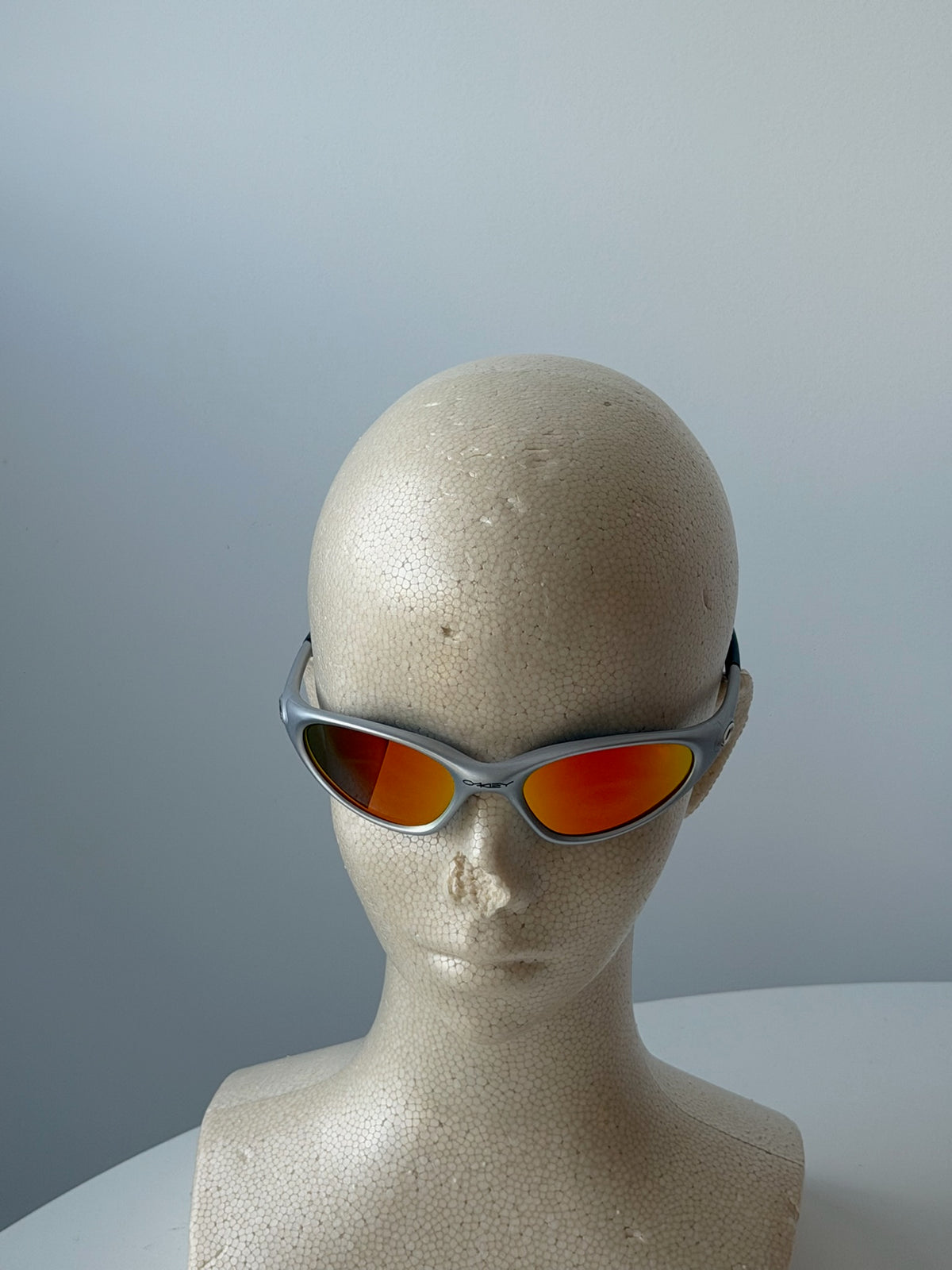 Oakley Eye Jacket Gen 1 Sunglasses – Silver / Fire Red